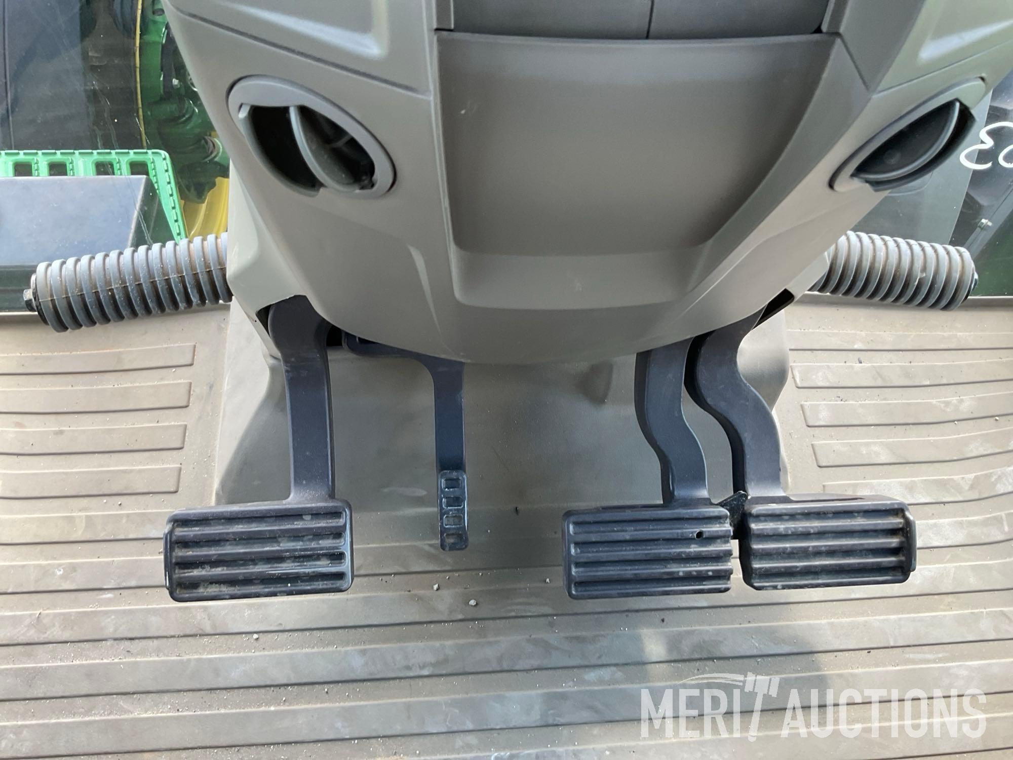2023 John Deere 8R340