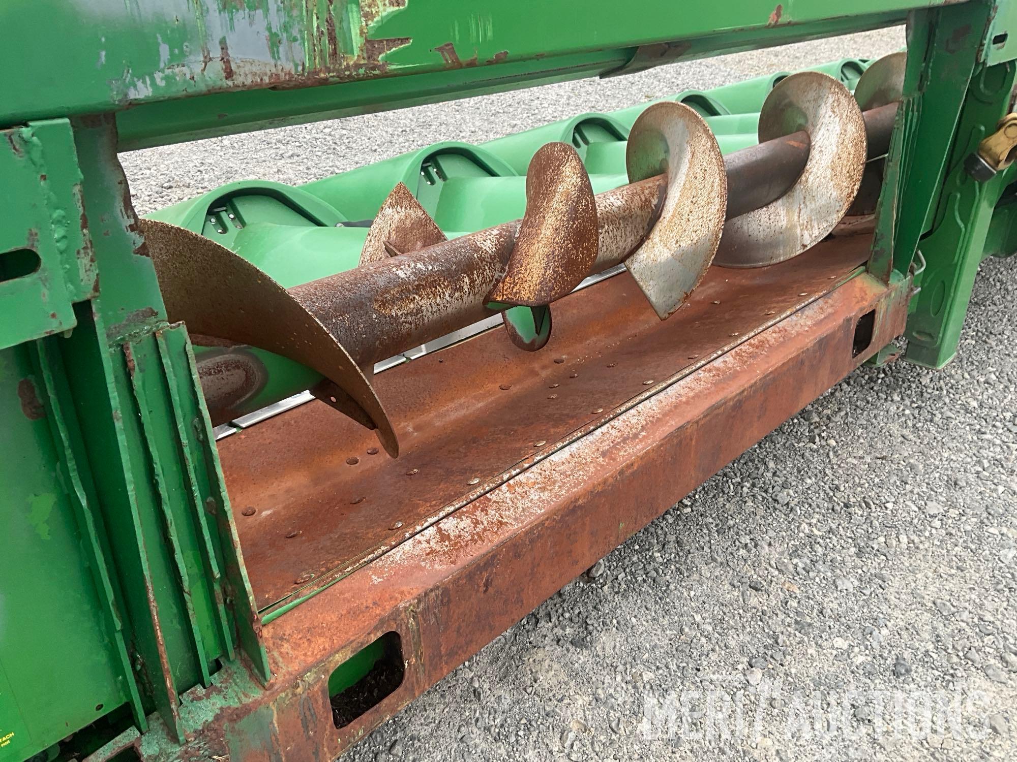 2016 John Deere 612F Corn Head