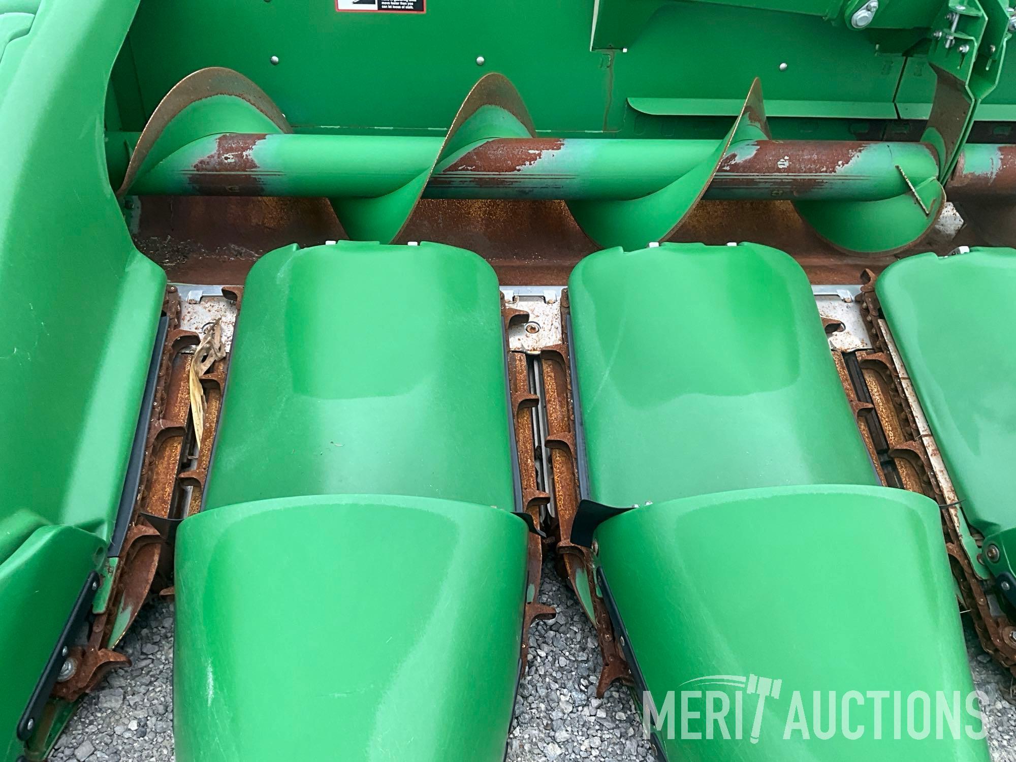 2016 John Deere 612F Corn Head
