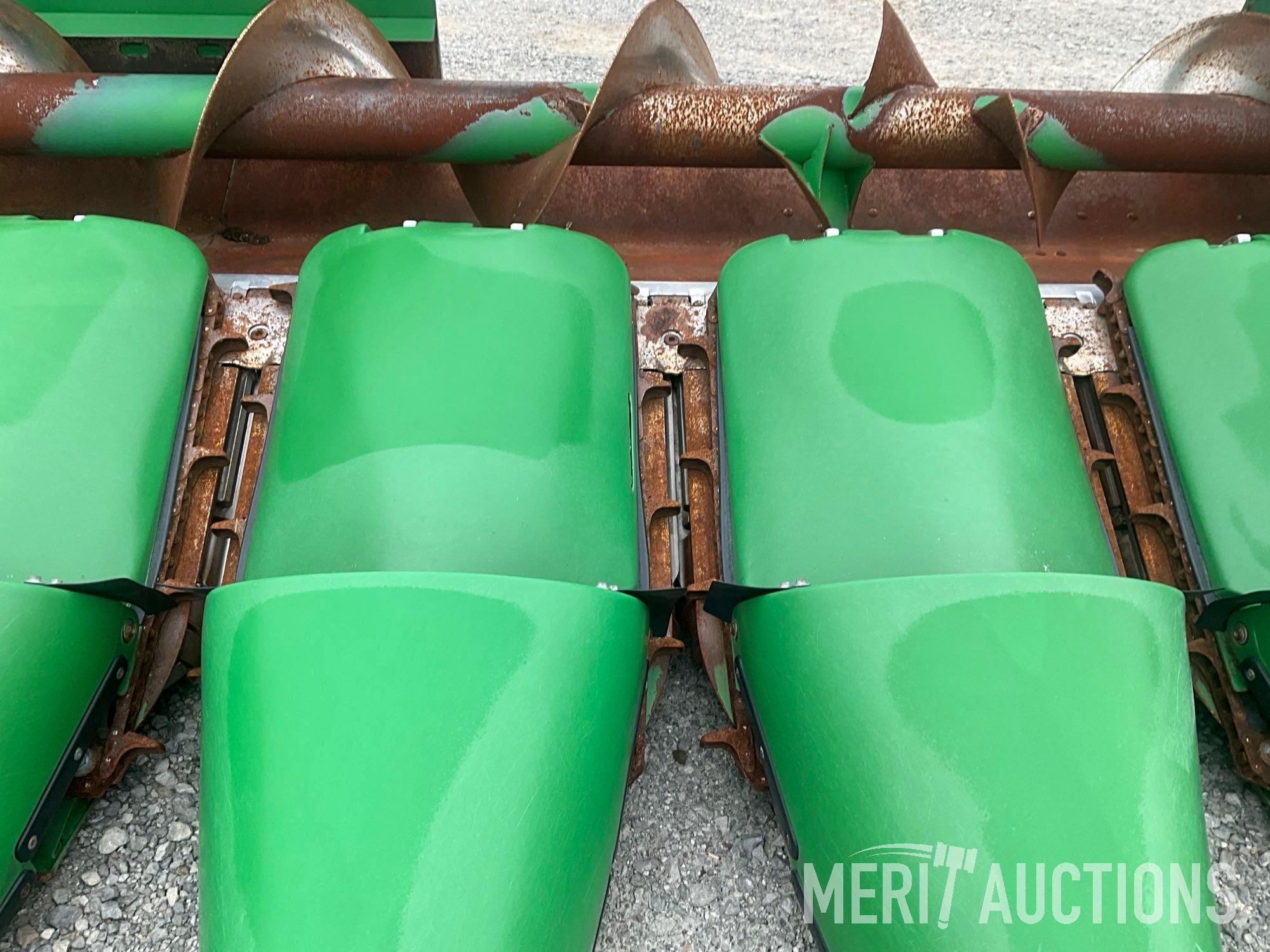 2016 John Deere 612F Corn Head