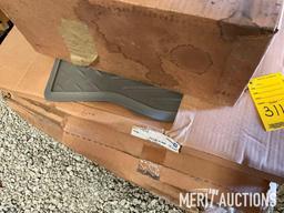Pallet of GM differensial covers, floor mats, hub caps