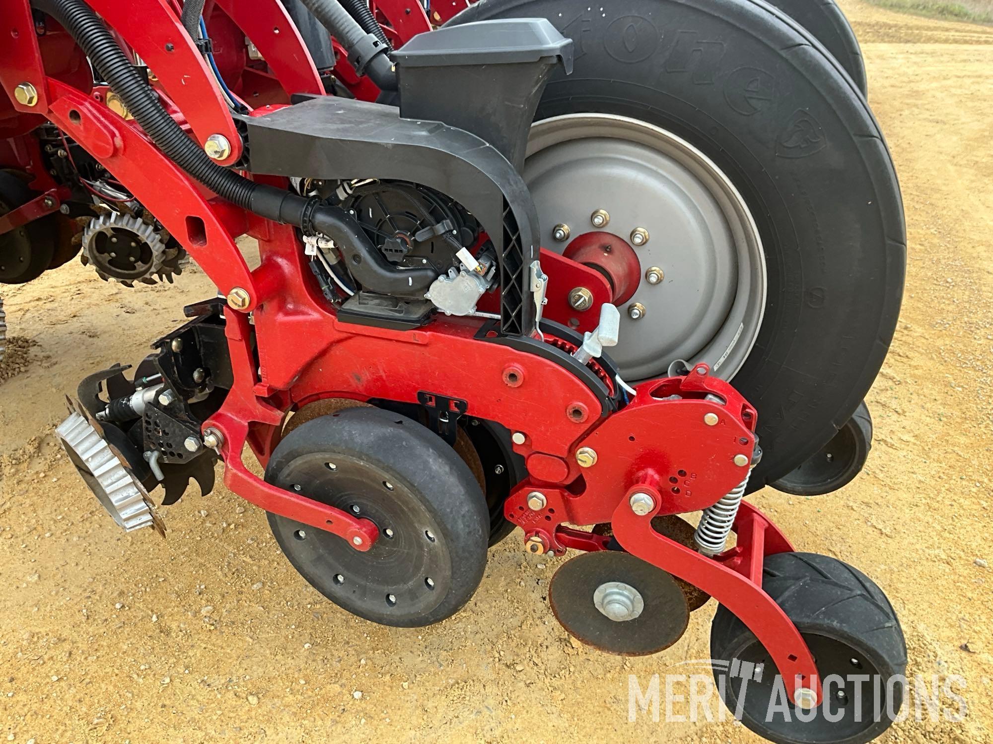 2019 Case-IH 2150 24 row bulk fill planter