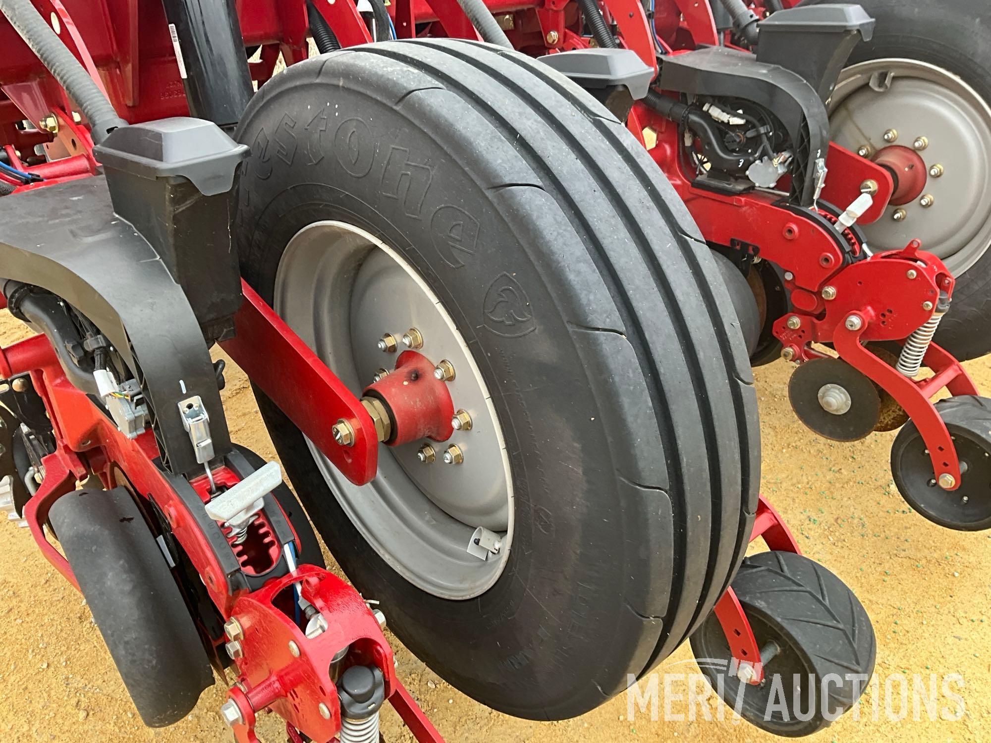 2019 Case-IH 2150 24 row bulk fill planter