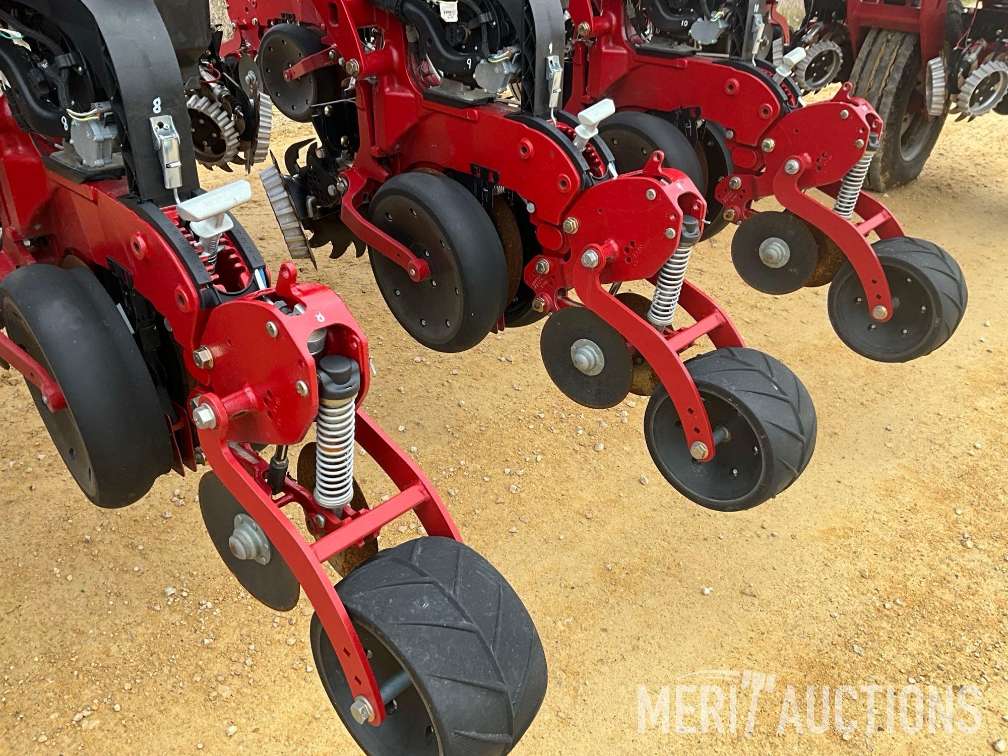 2019 Case-IH 2150 24 row bulk fill planter