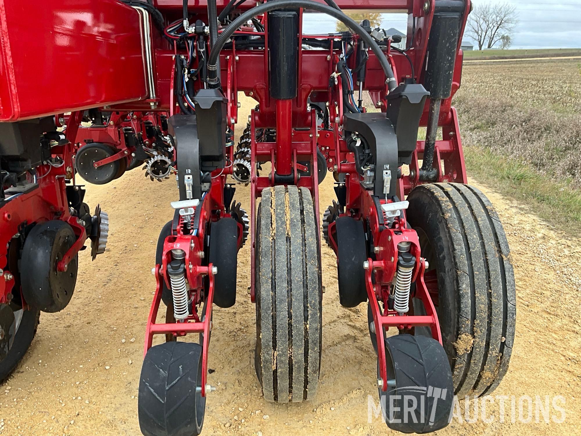 2019 Case-IH 2150 24 row bulk fill planter