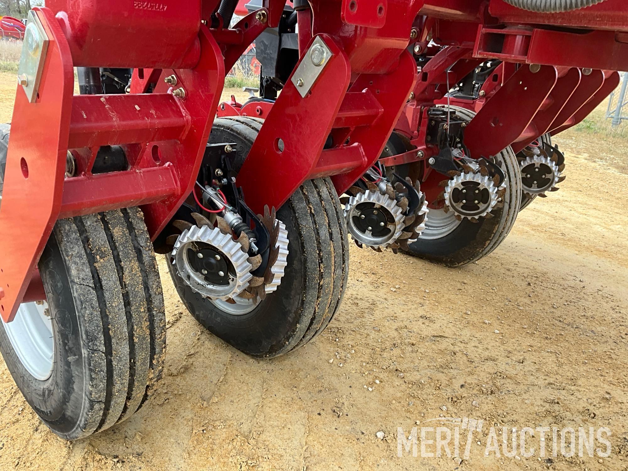 2019 Case-IH 2150 24 row bulk fill planter