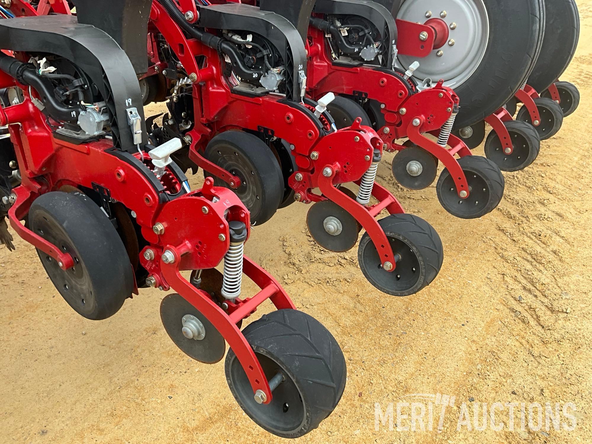 2019 Case-IH 2150 24 row bulk fill planter