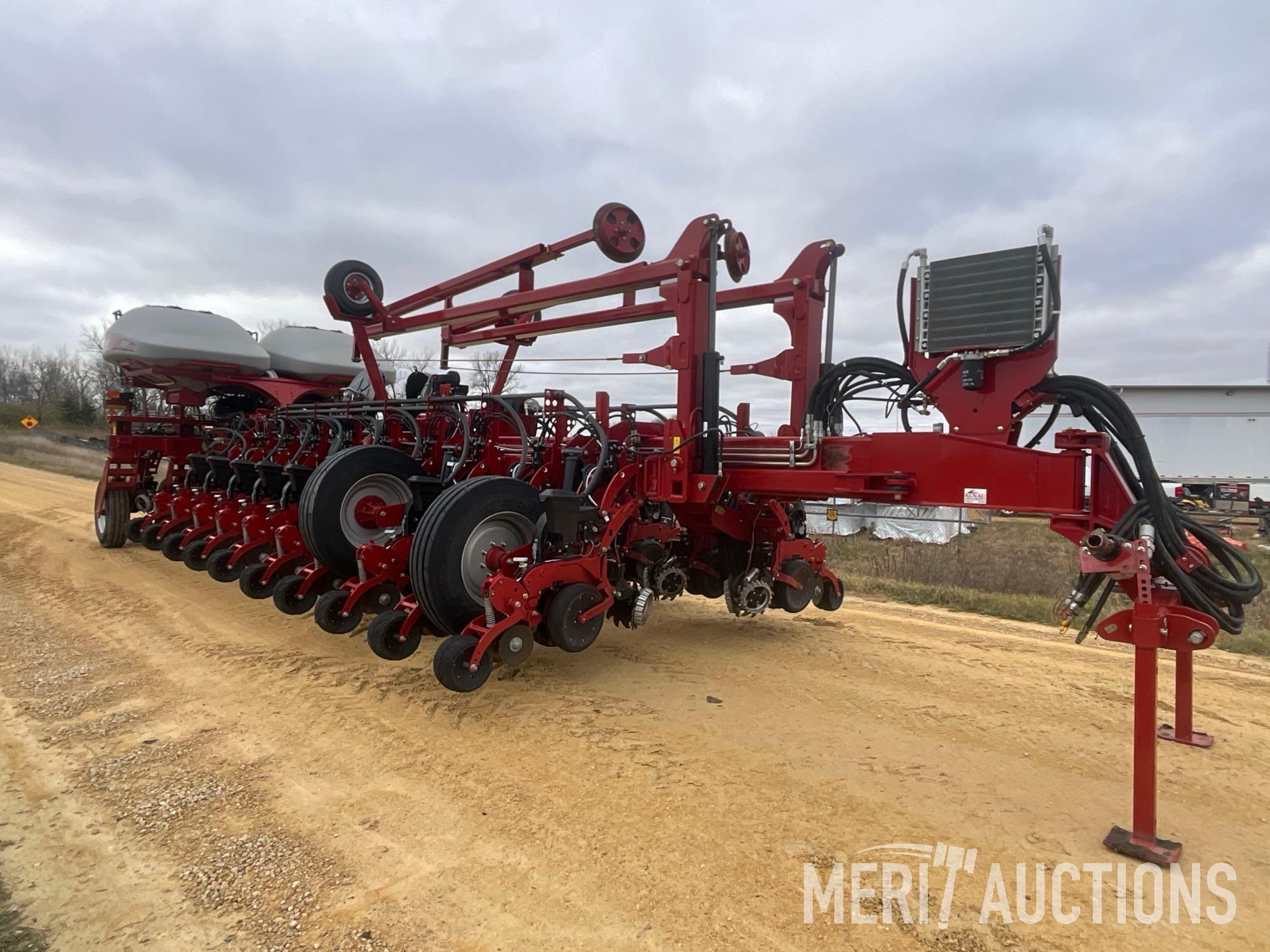 2019 Case-IH 2150 24 row bulk fill planter