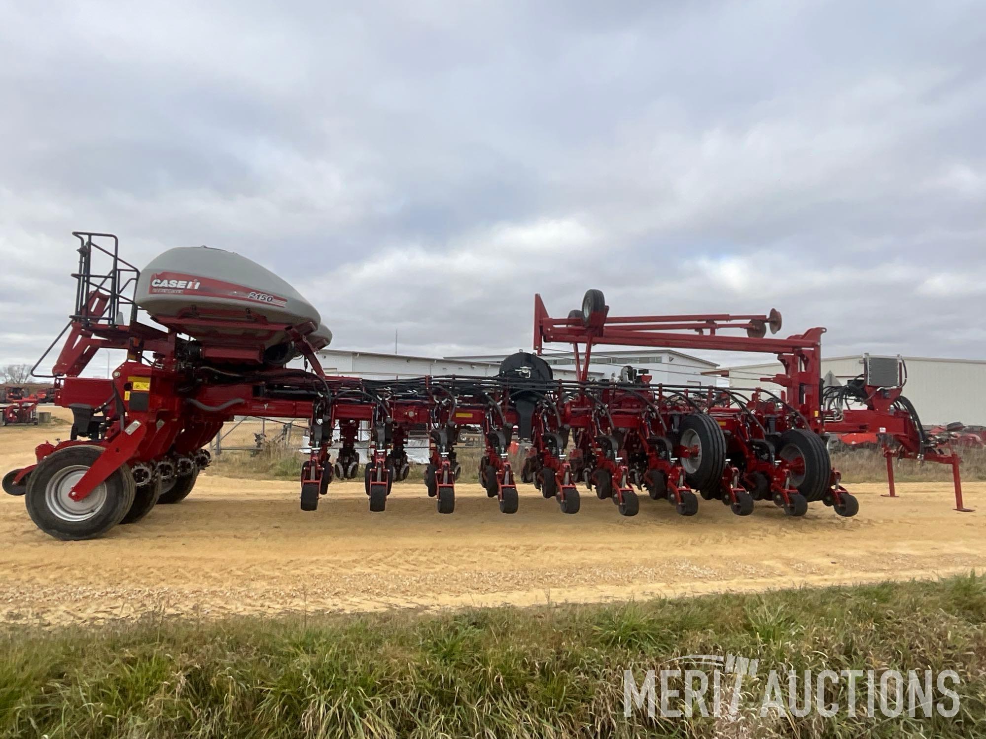 2019 Case-IH 2150 24 row bulk fill planter