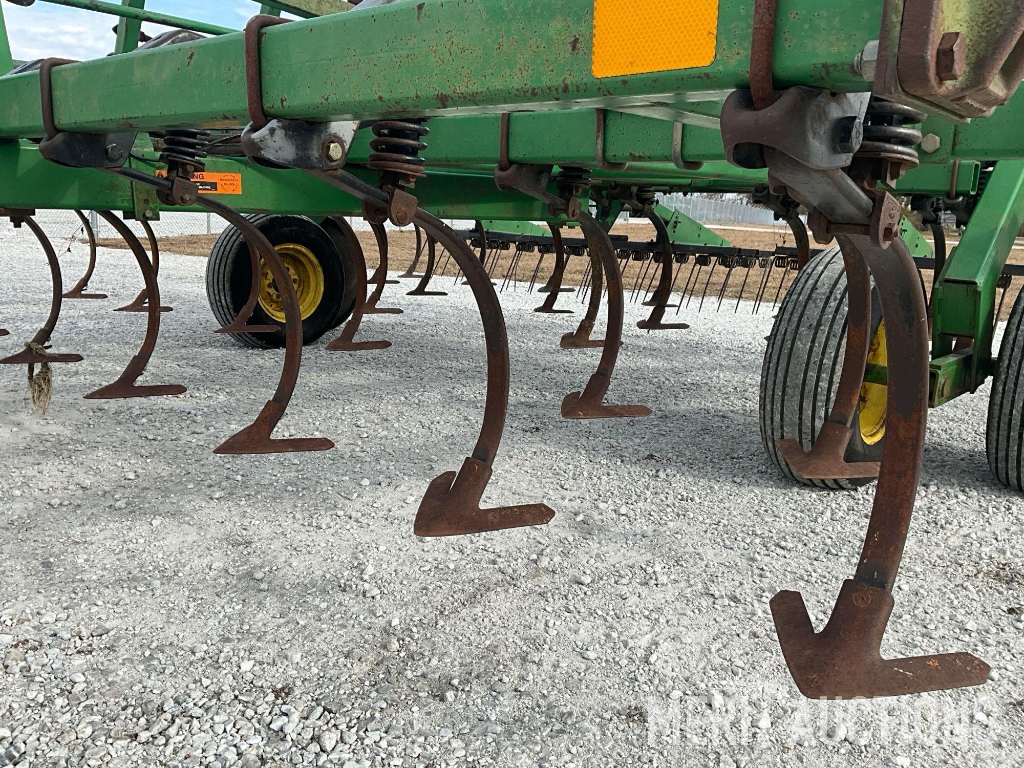 John Deere 980 36ft. Field Cultivator