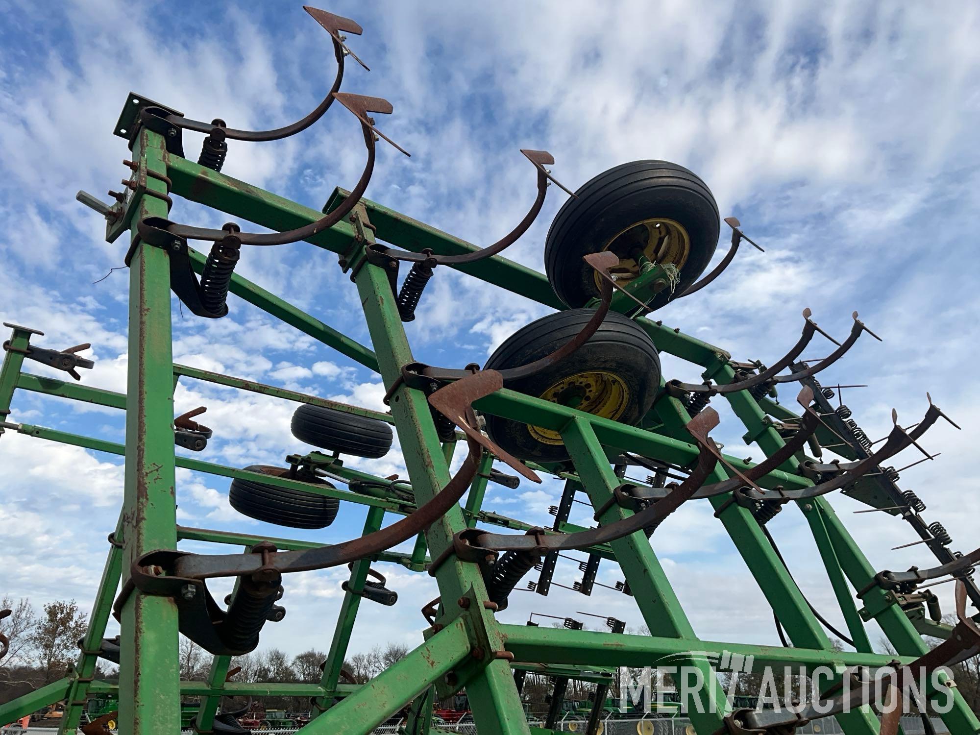 John Deere 980 36ft. Field Cultivator