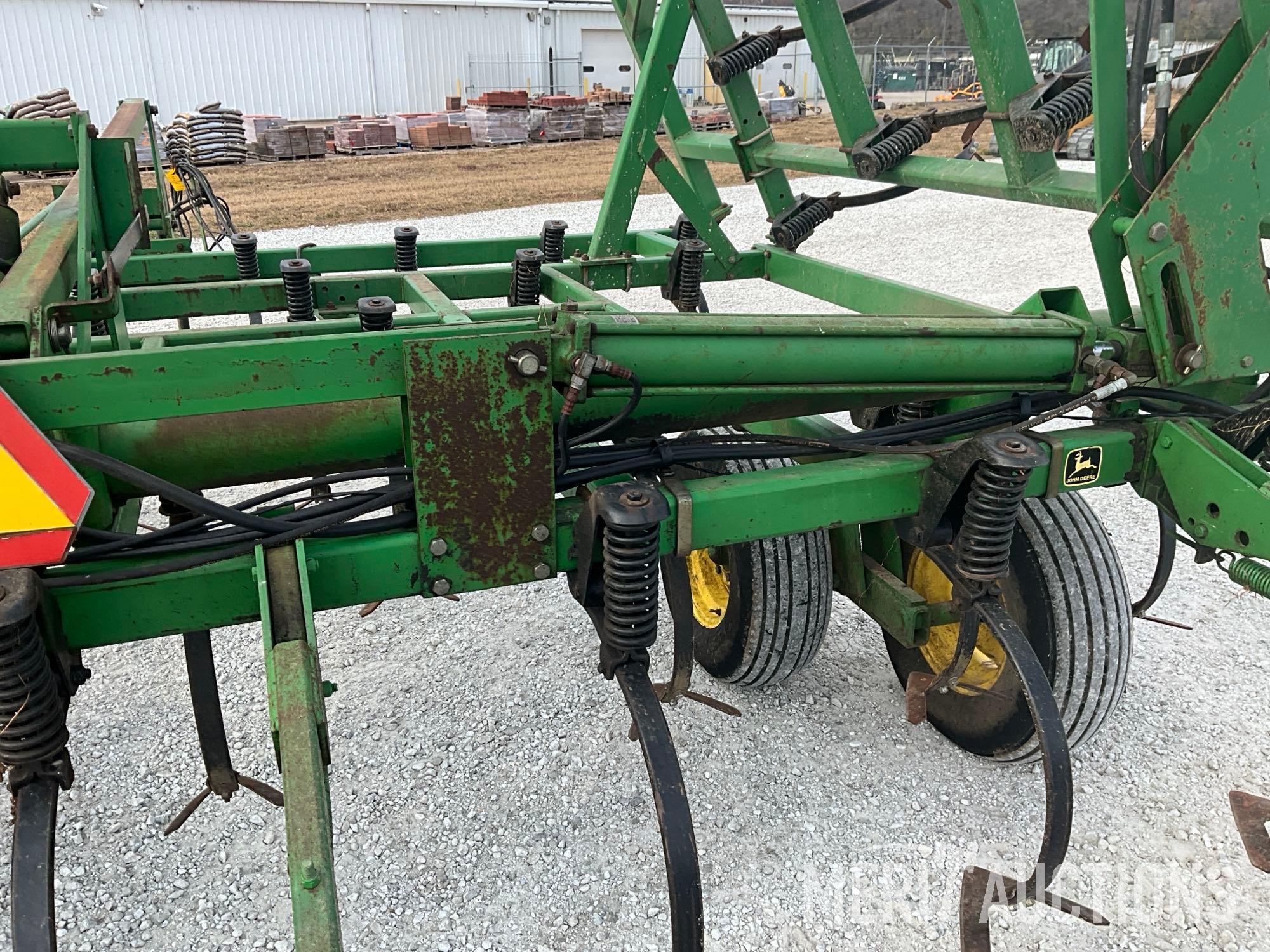 John Deere 980 36ft. Field Cultivator