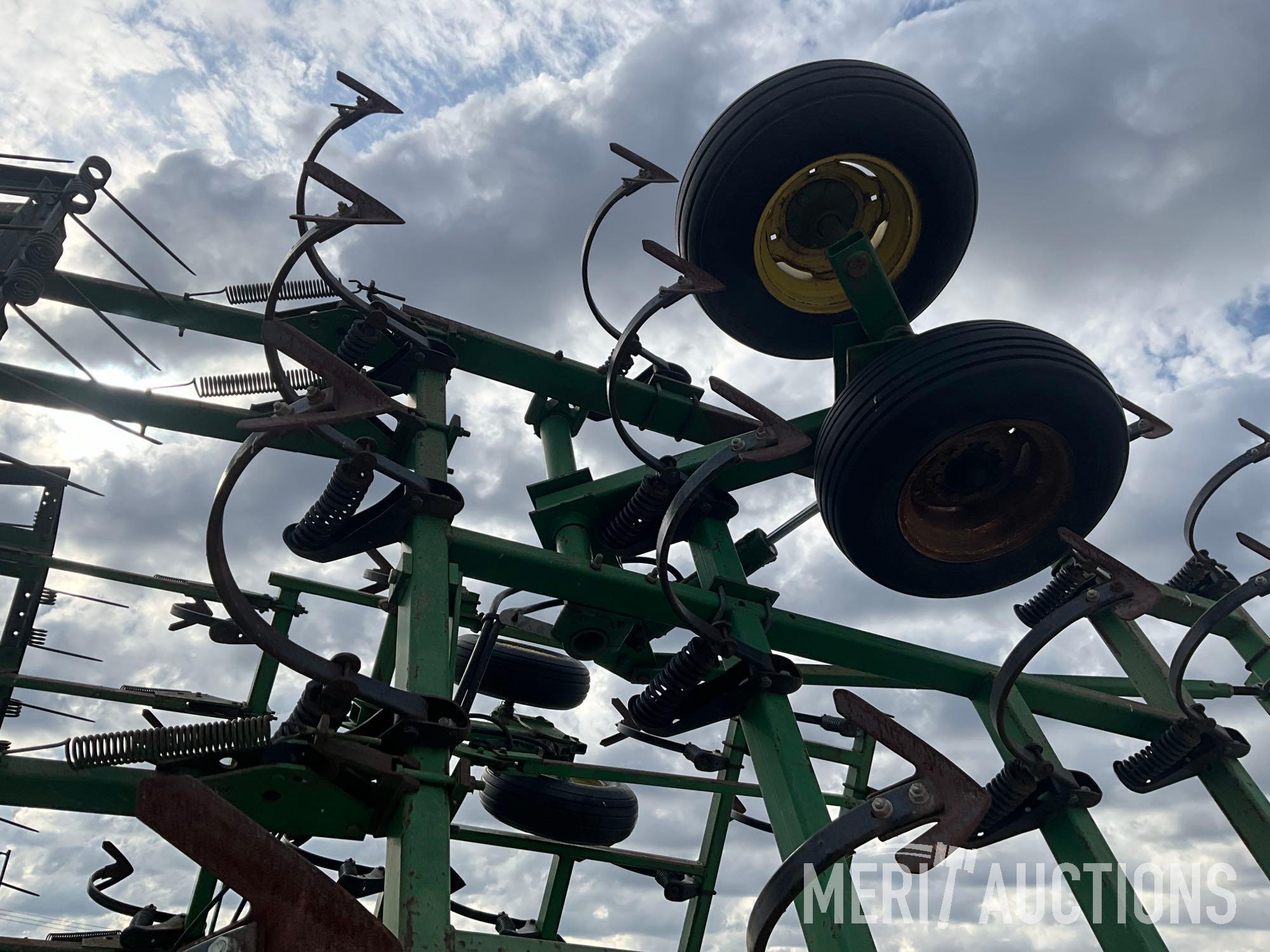John Deere 980 36ft. Field Cultivator
