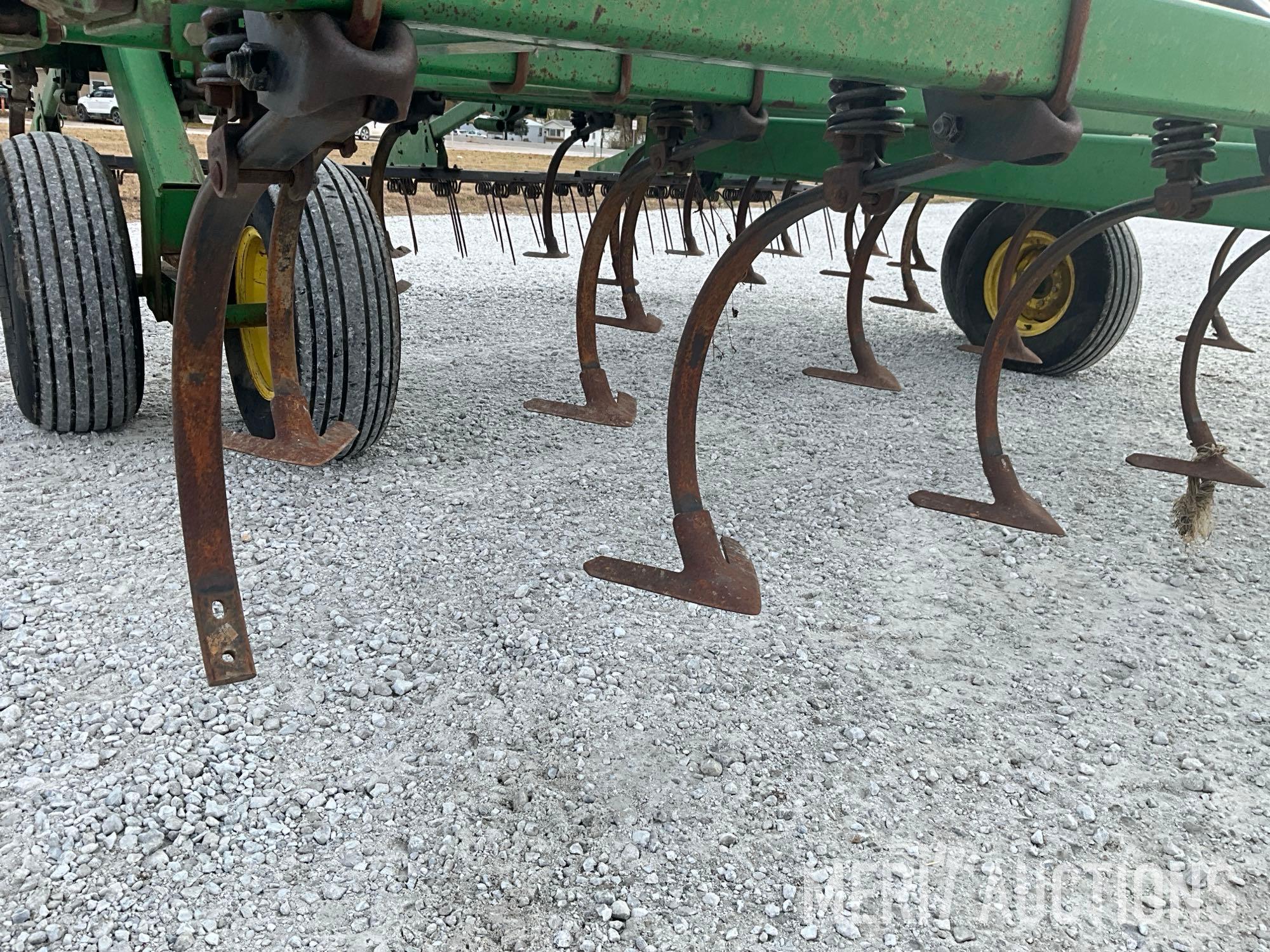 John Deere 980 36ft. Field Cultivator