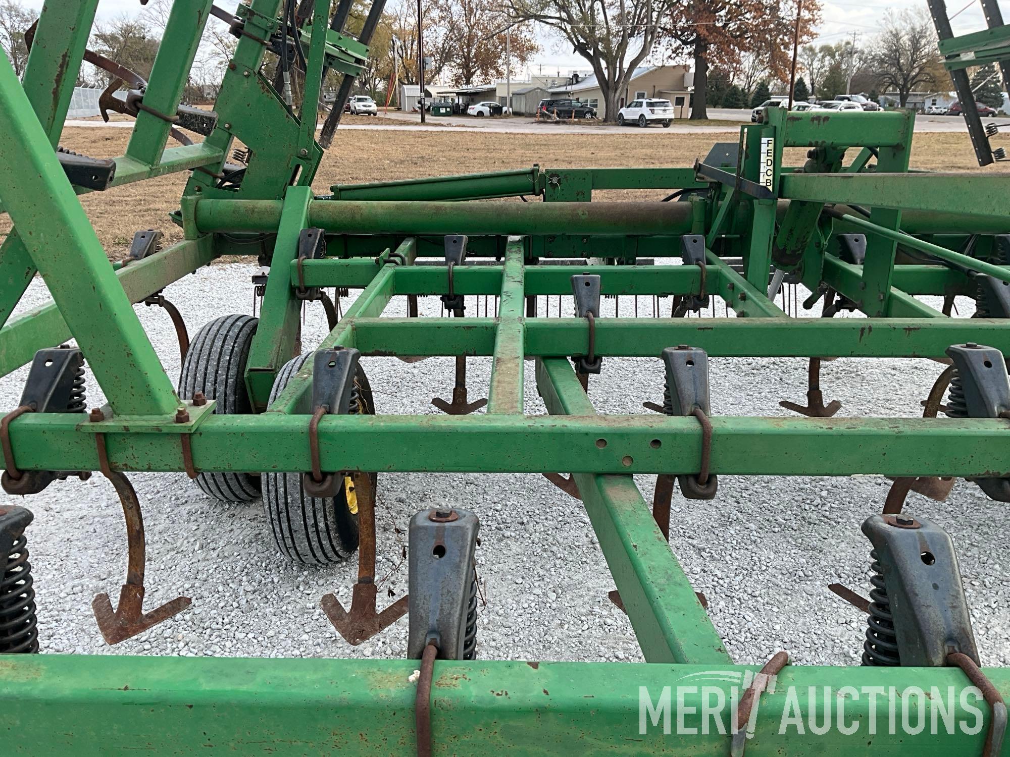 John Deere 980 36ft. Field Cultivator