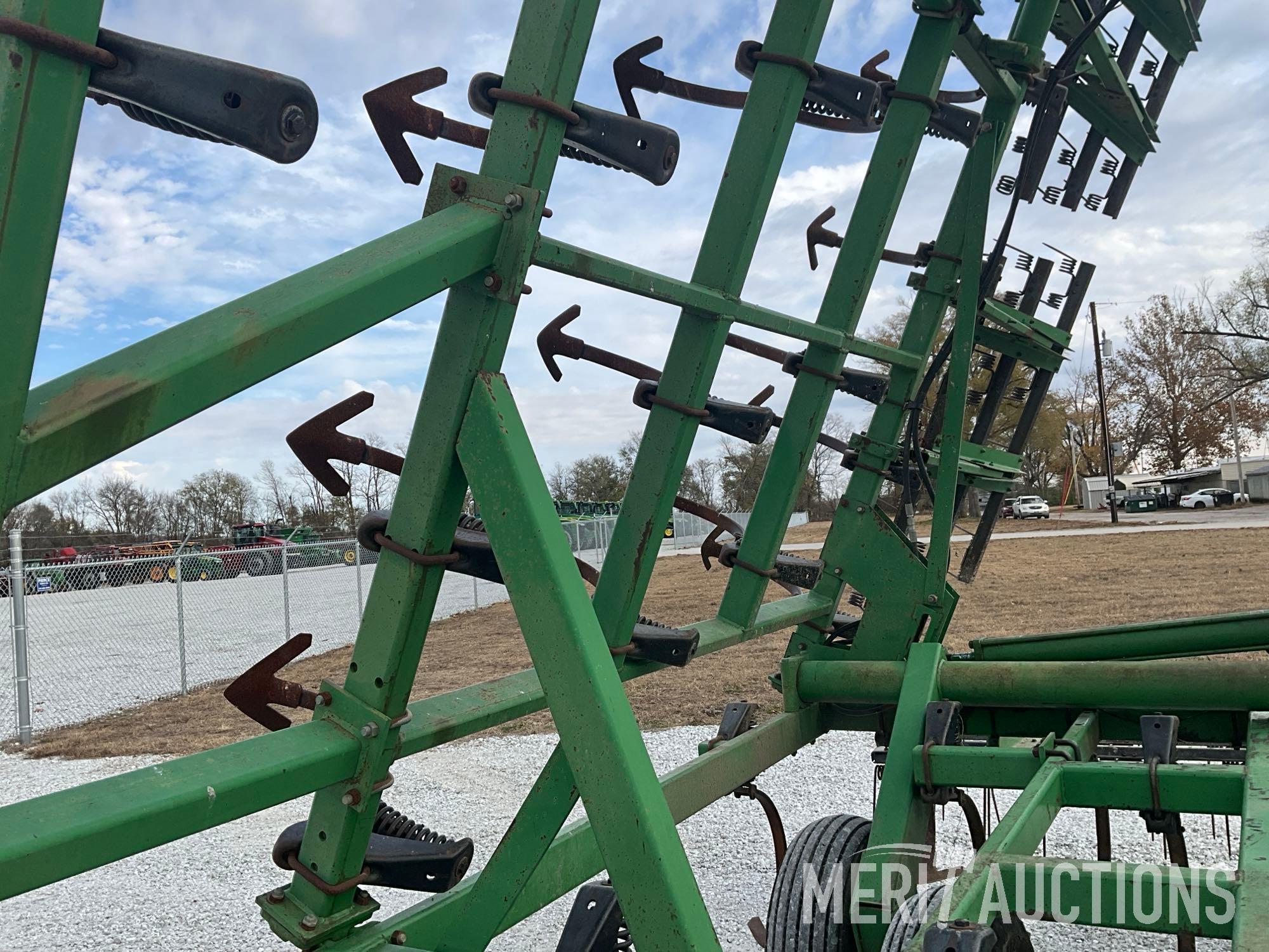 John Deere 980 36ft. Field Cultivator