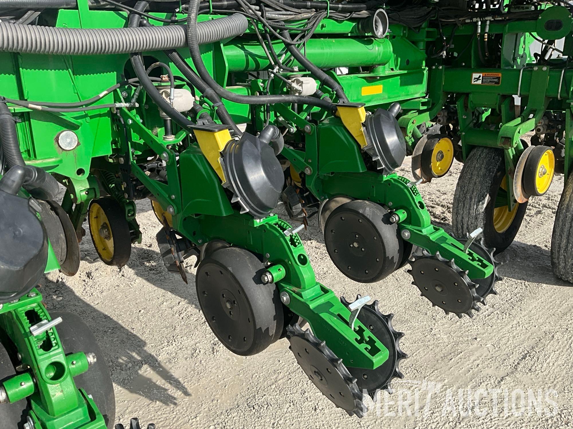 2015 John Deere 1775 ExactEmerge High Speed Planter CCS