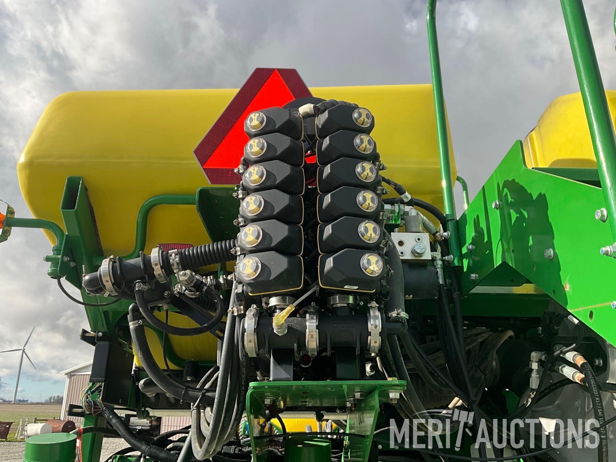 2015 John Deere 1775 ExactEmerge High Speed Planter CCS