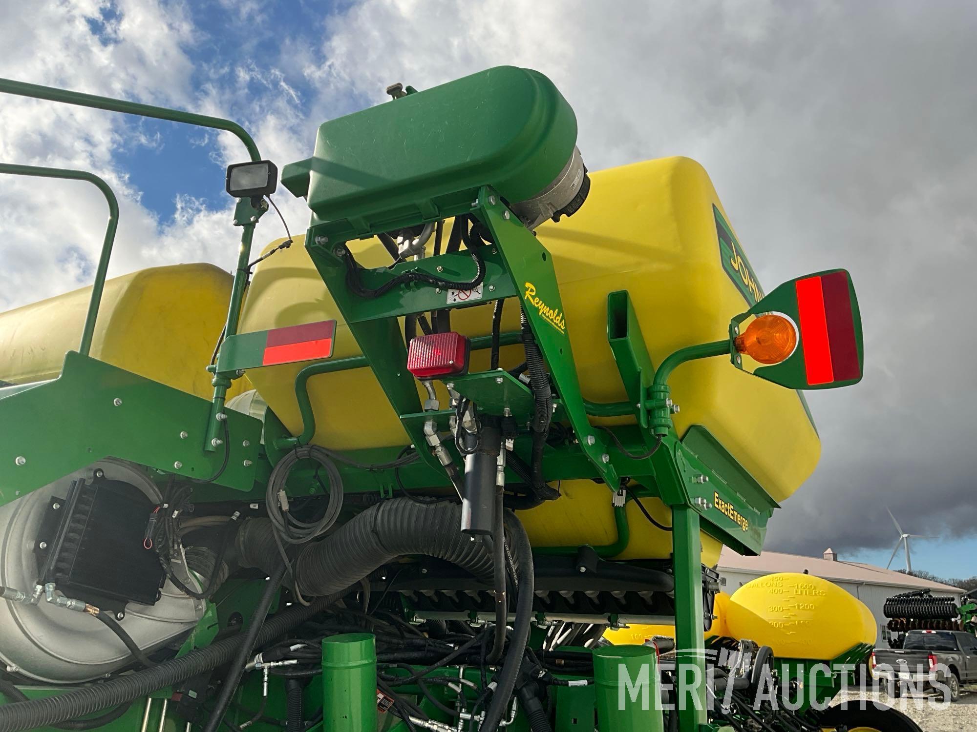 2015 John Deere 1775 ExactEmerge High Speed Planter CCS