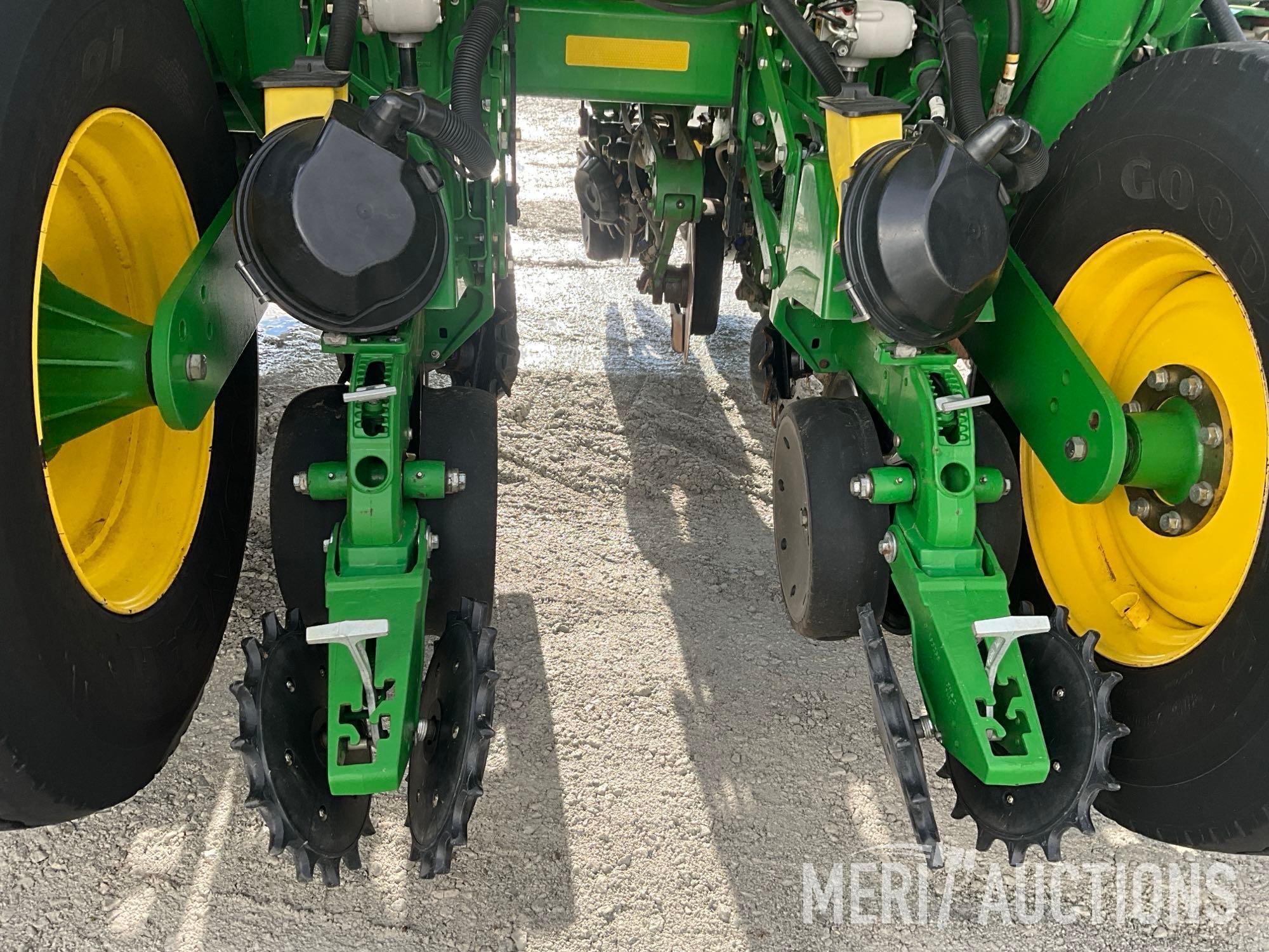 2015 John Deere 1775 ExactEmerge High Speed Planter CCS