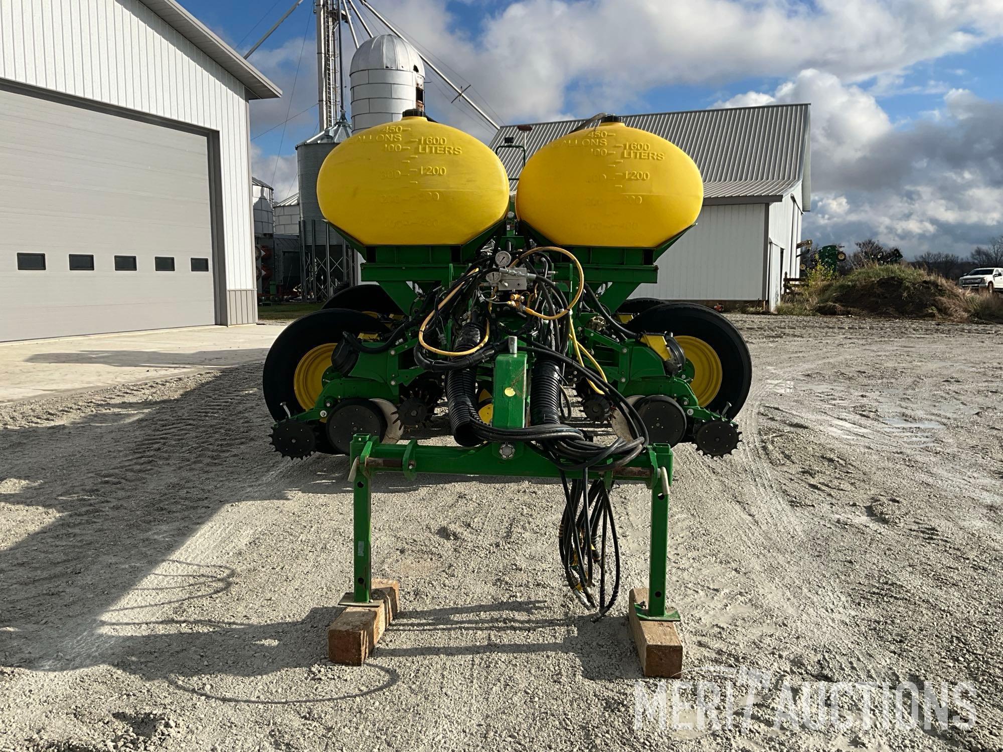 2015 John Deere 1775 ExactEmerge High Speed Planter CCS
