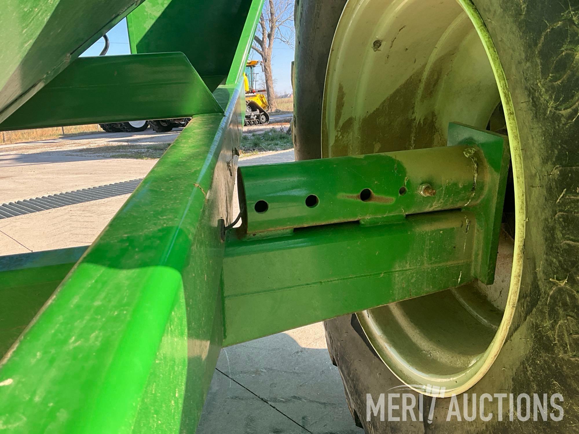 J&M 875-18 Grain Cart