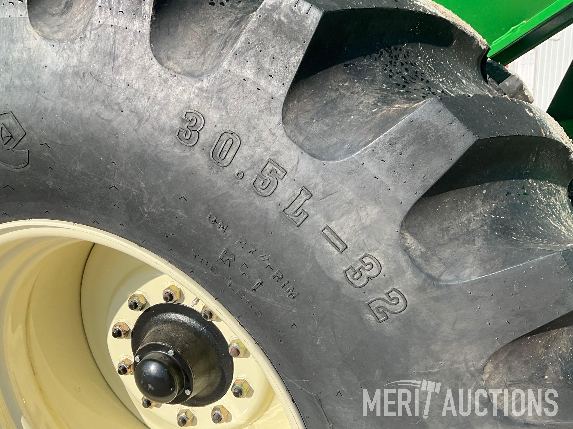 J&M 875-18 Grain Cart