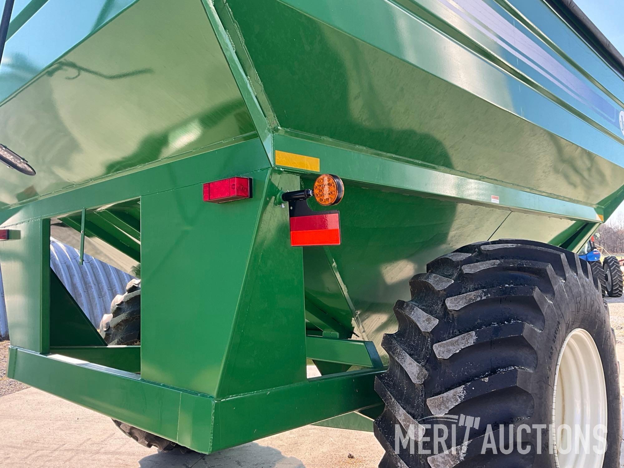 J&M 875-18 Grain Cart