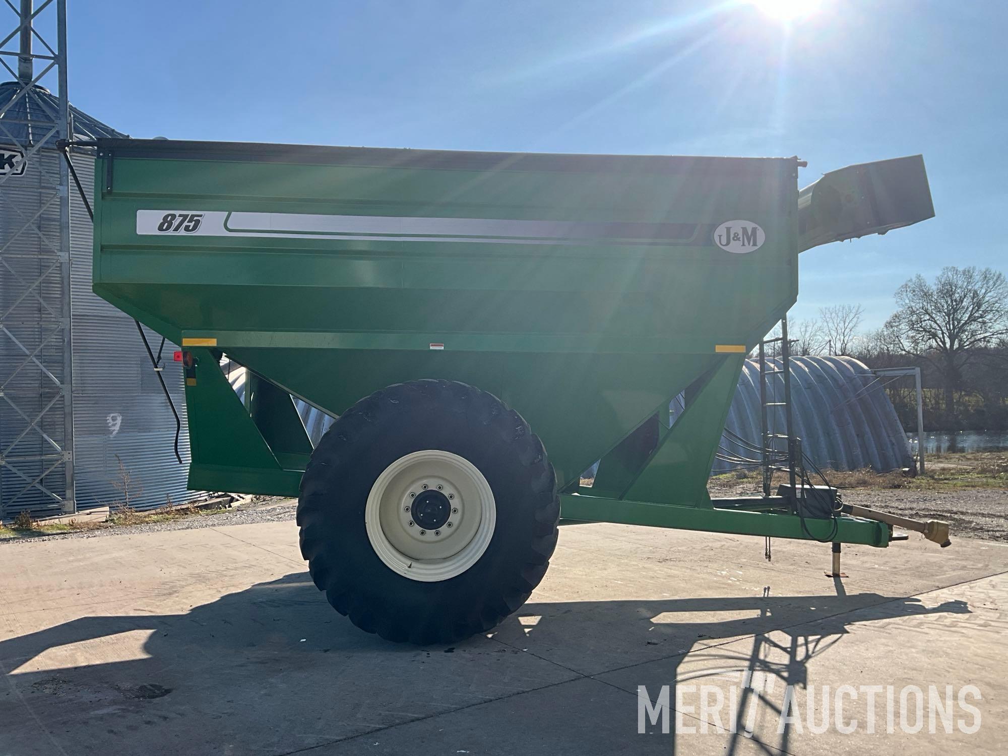 J&M 875-18 Grain Cart