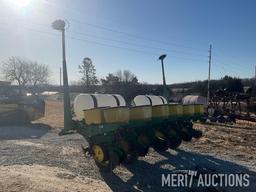 John Deere 7000 planter