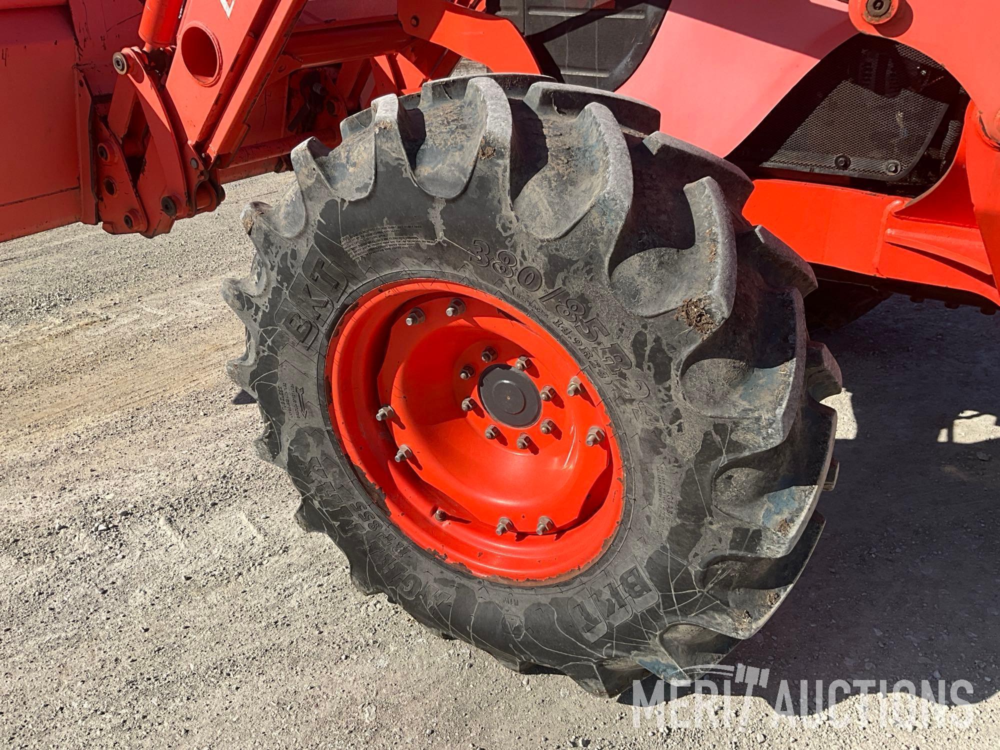 2008 Kubota M125X tactor