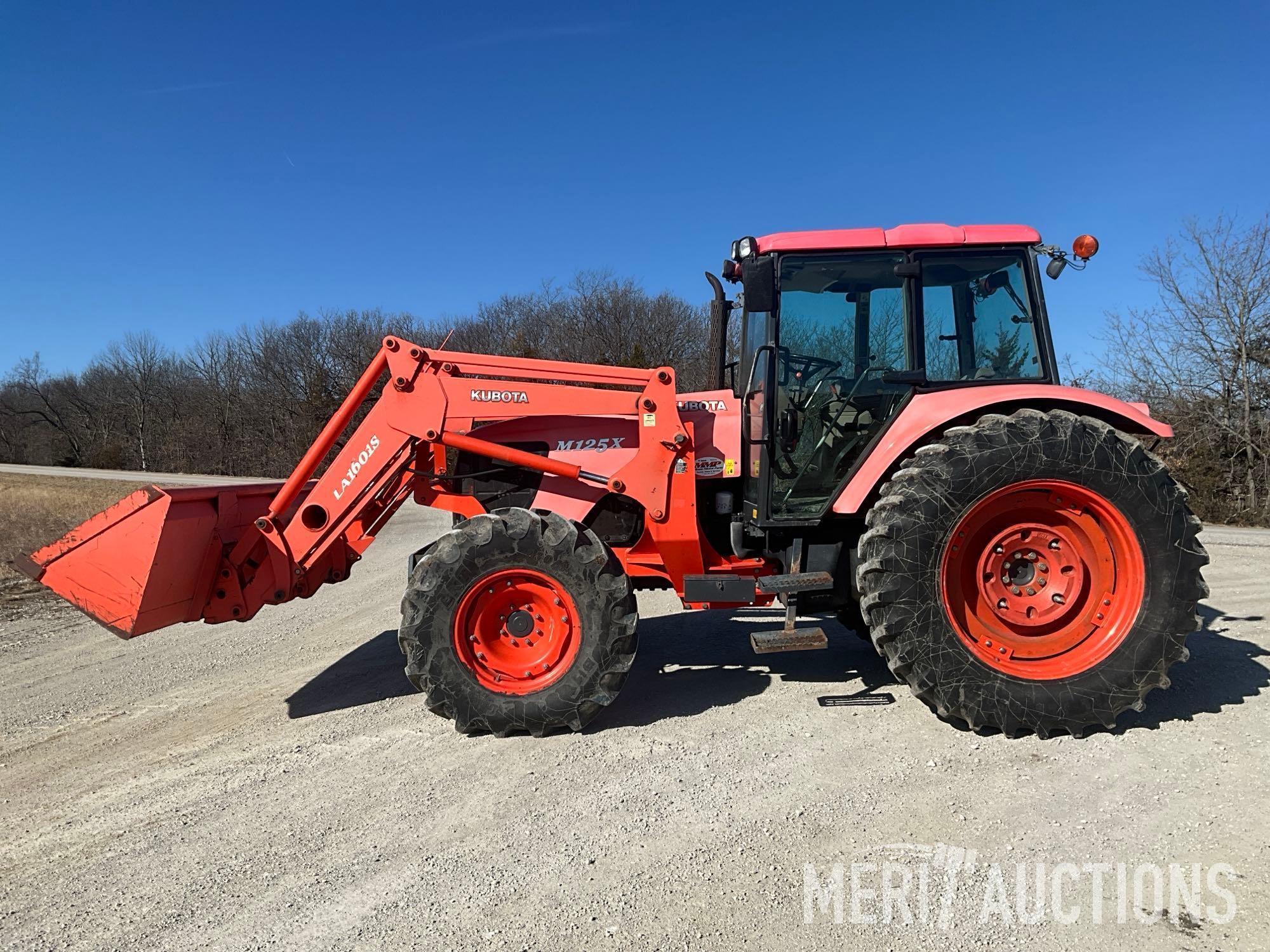 2008 Kubota M125X tactor