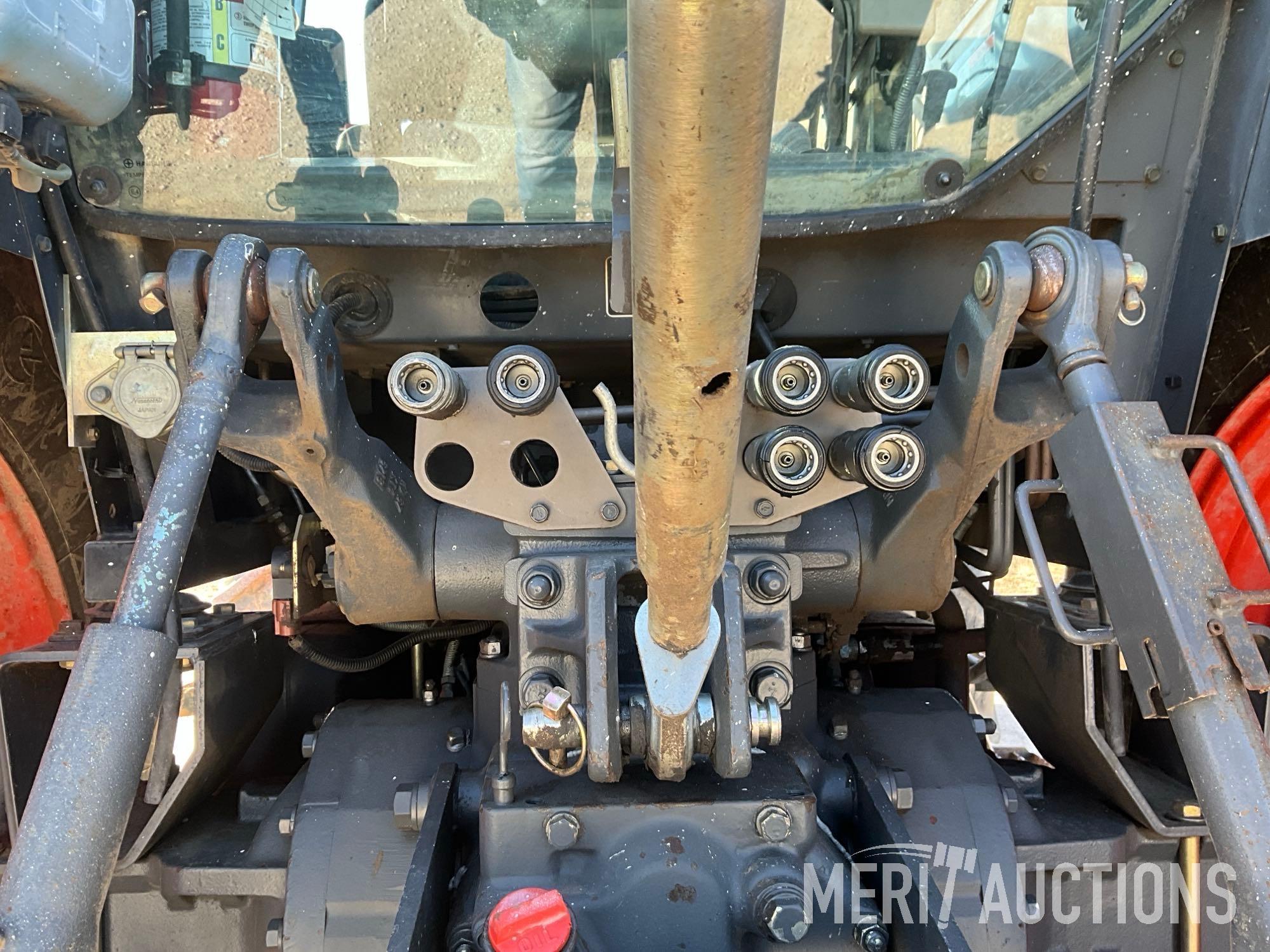 2008 Kubota M125X tactor