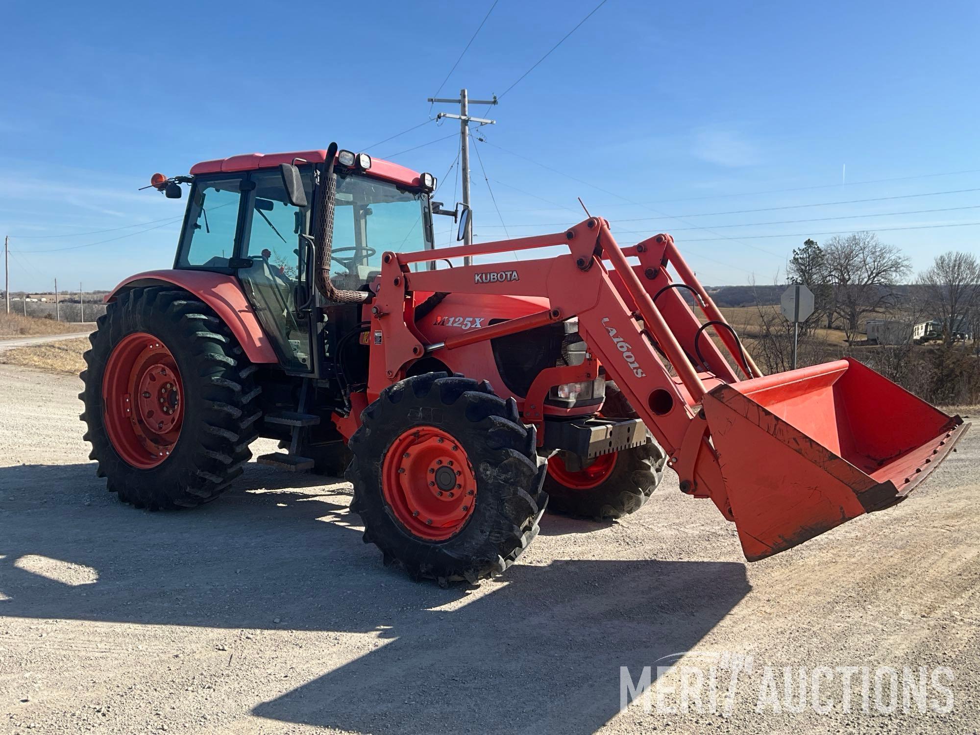 2008 Kubota M125X tactor