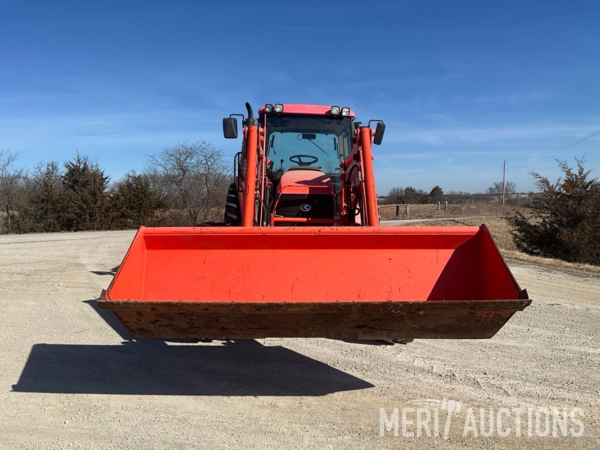 2008 Kubota M125X tactor