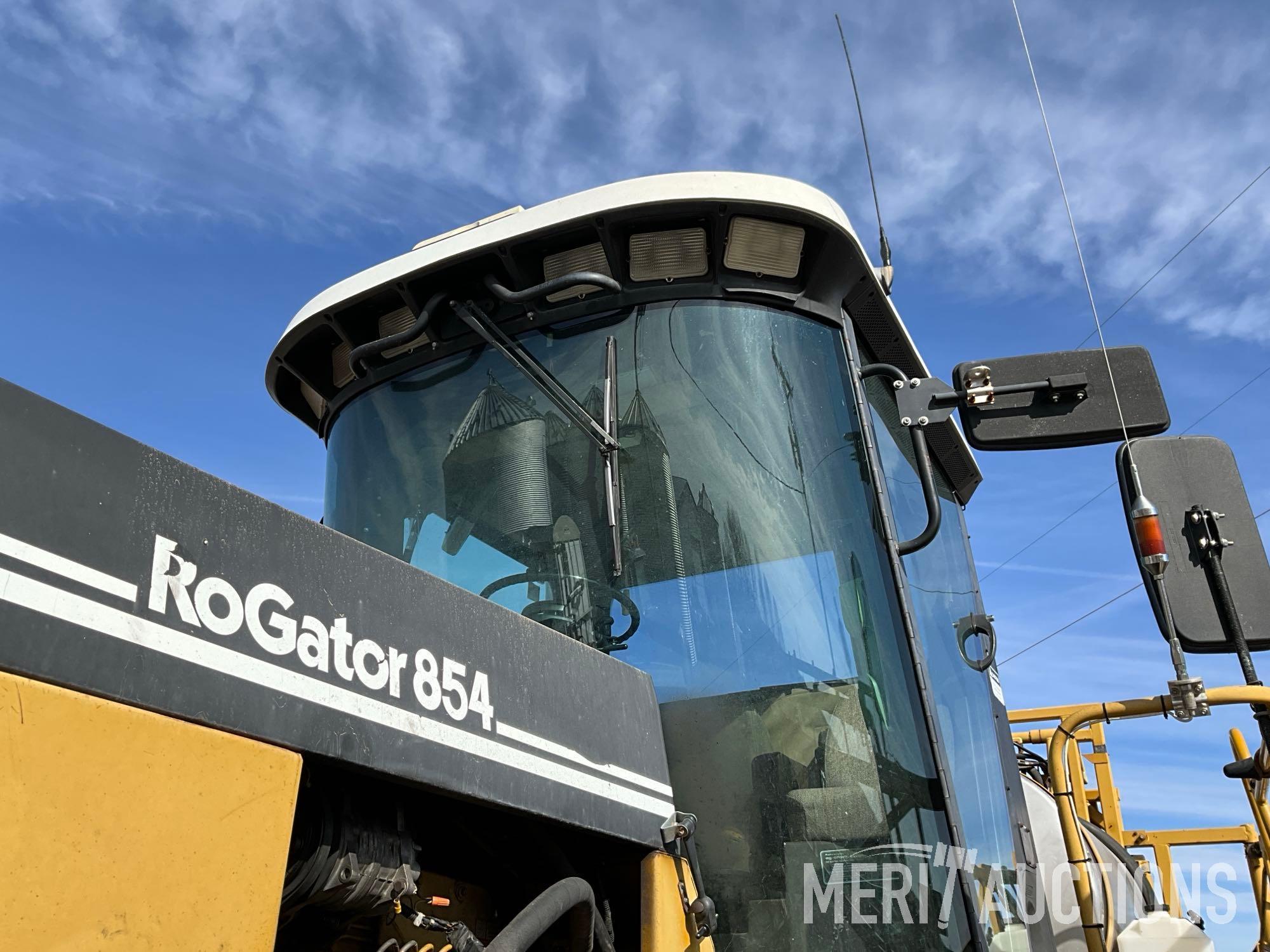 1998 Ag Chem RoGator 854 self-propelled sprayer