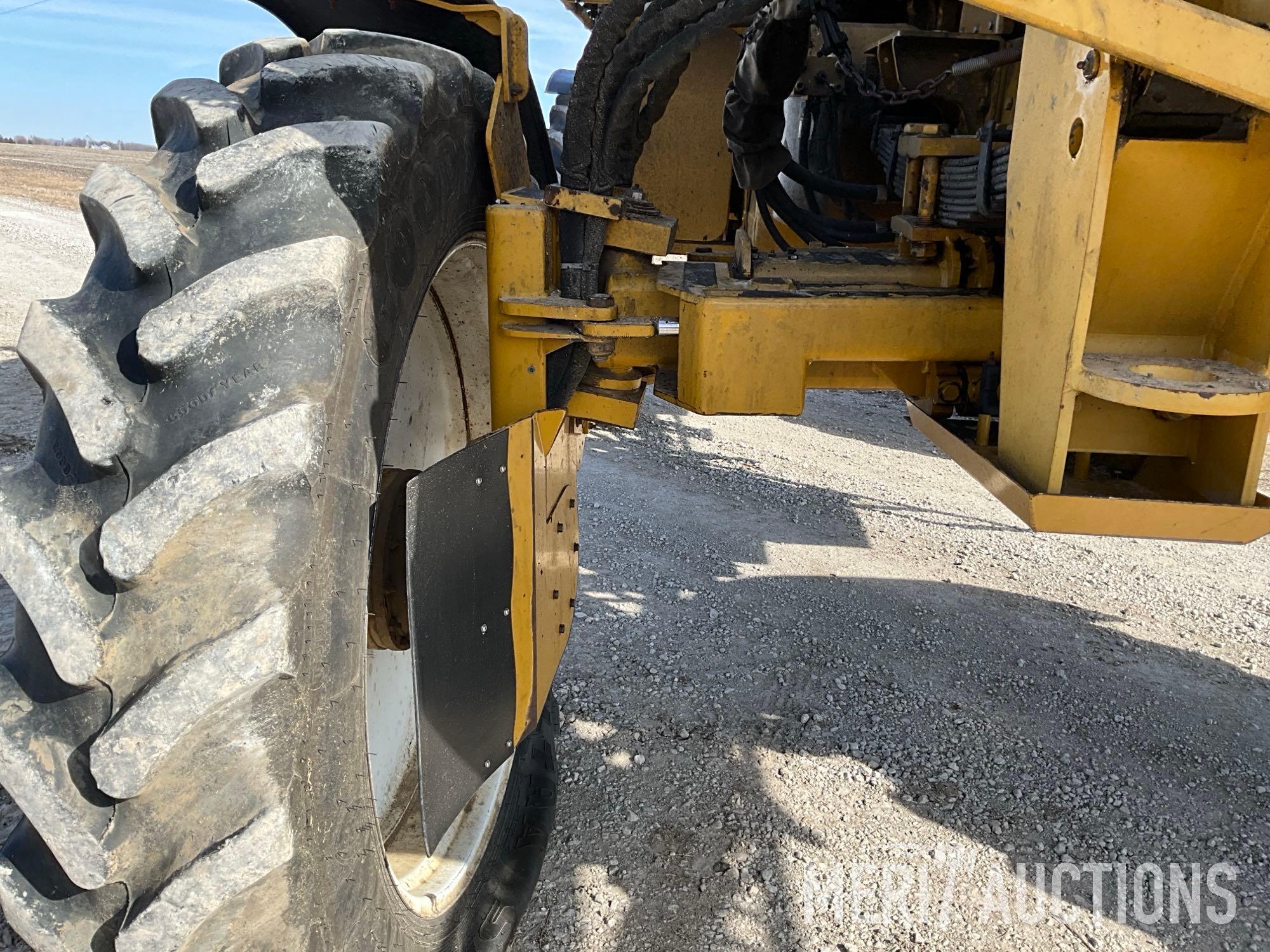1998 Ag Chem RoGator 854 self-propelled sprayer