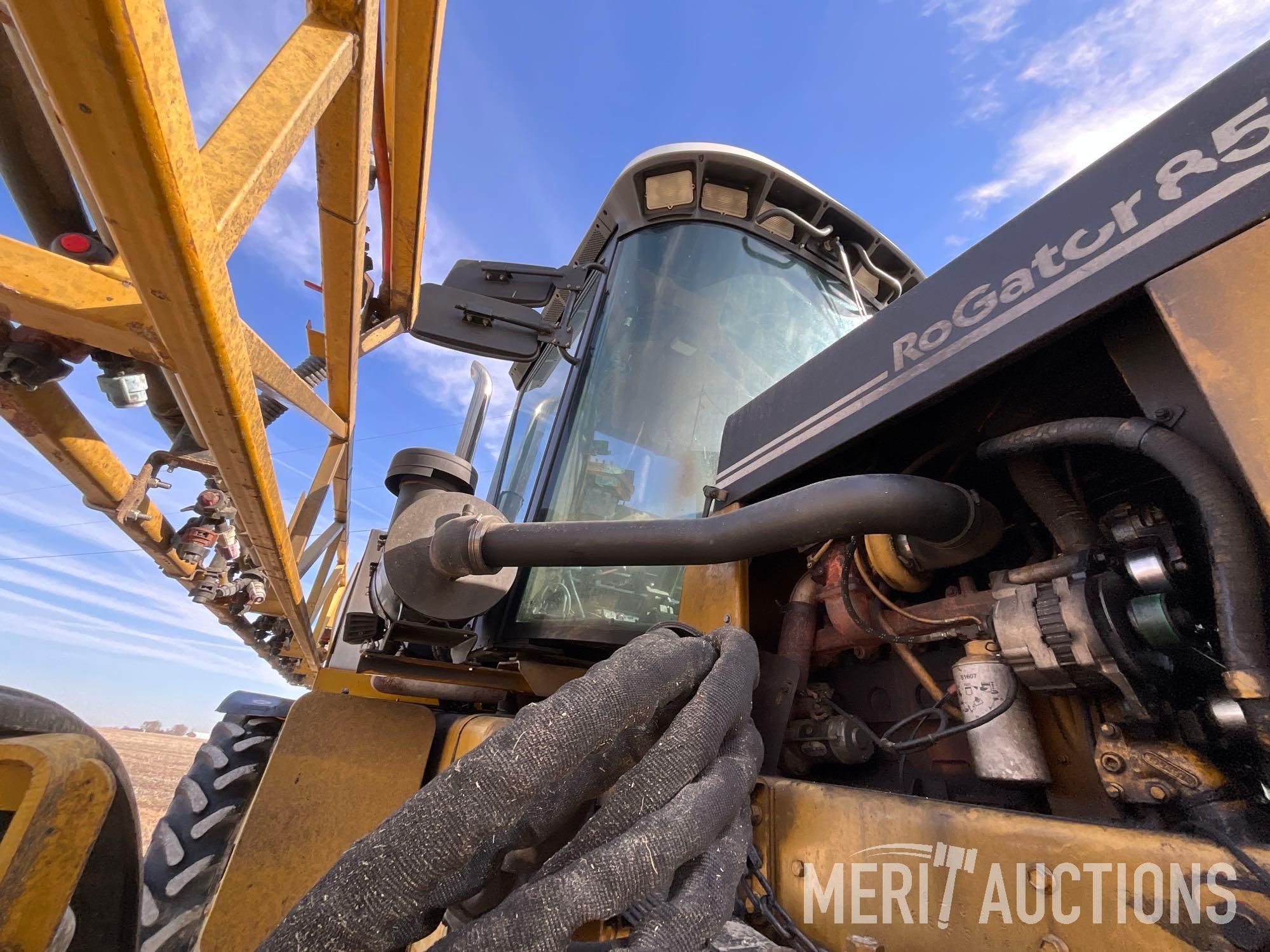 1998 Ag Chem RoGator 854 self-propelled sprayer