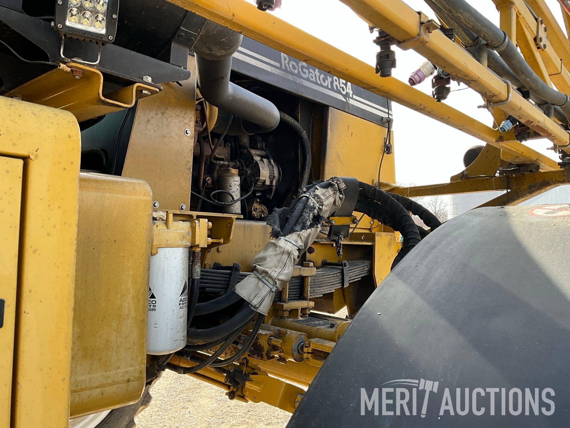 1998 Ag Chem RoGator 854 self-propelled sprayer