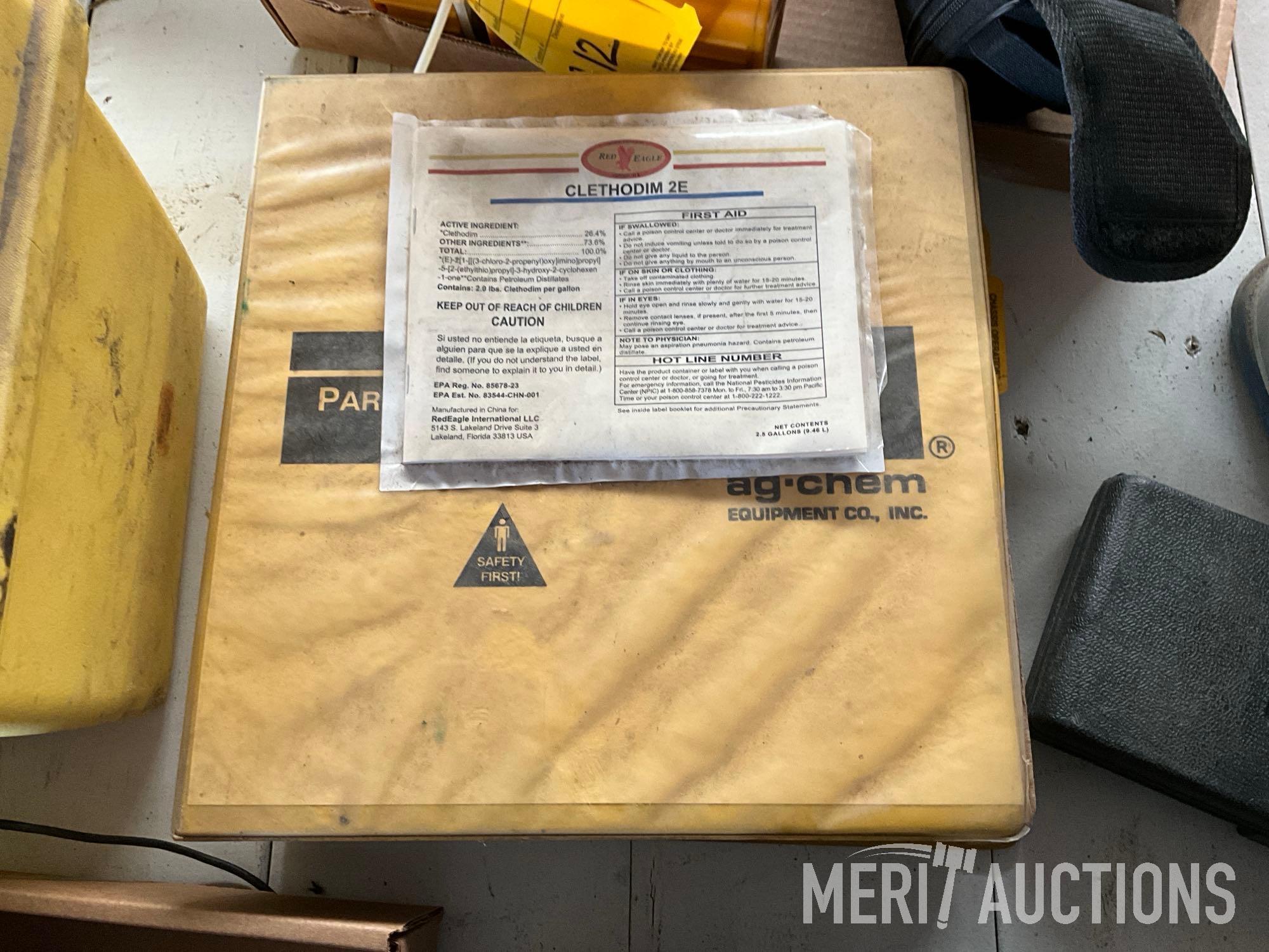 1998 Ag Chem RoGator 854 self-propelled sprayer