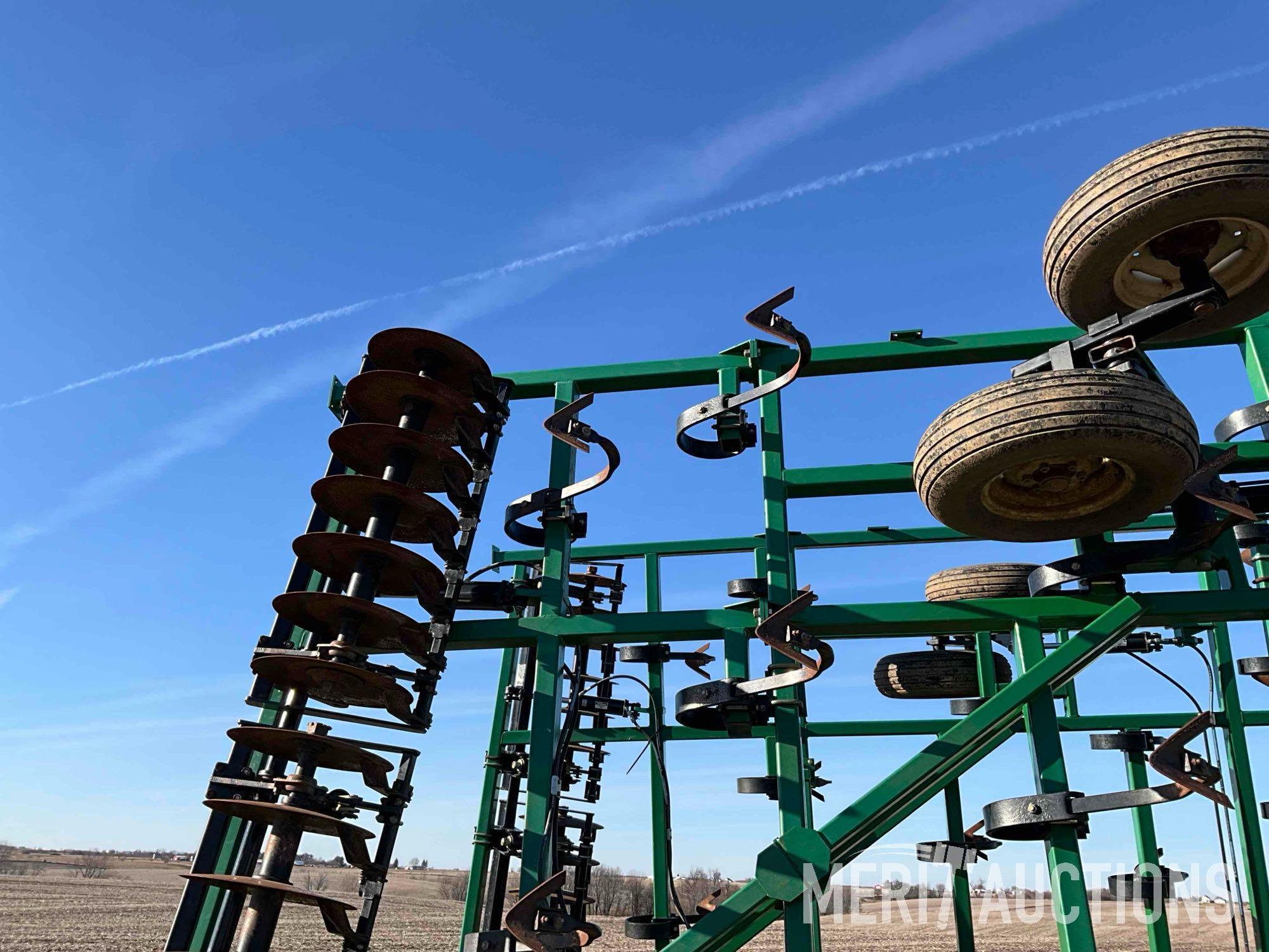 Great Plains Discovator Series VII 30ft. soil finisher