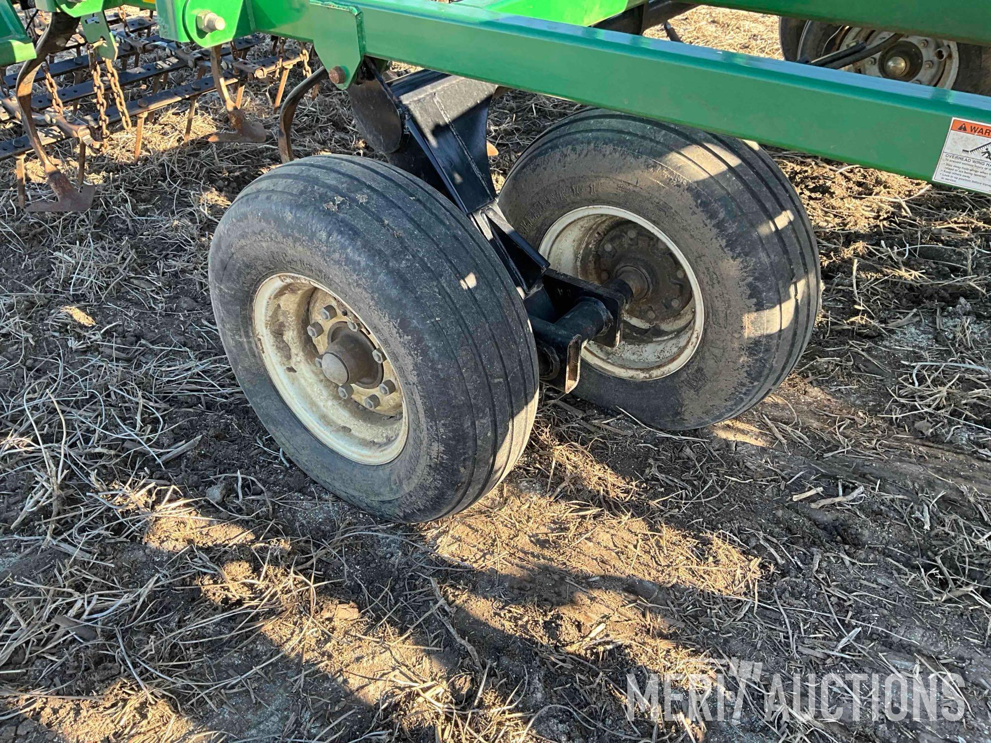 Great Plains Discovator Series VII 30ft. soil finisher