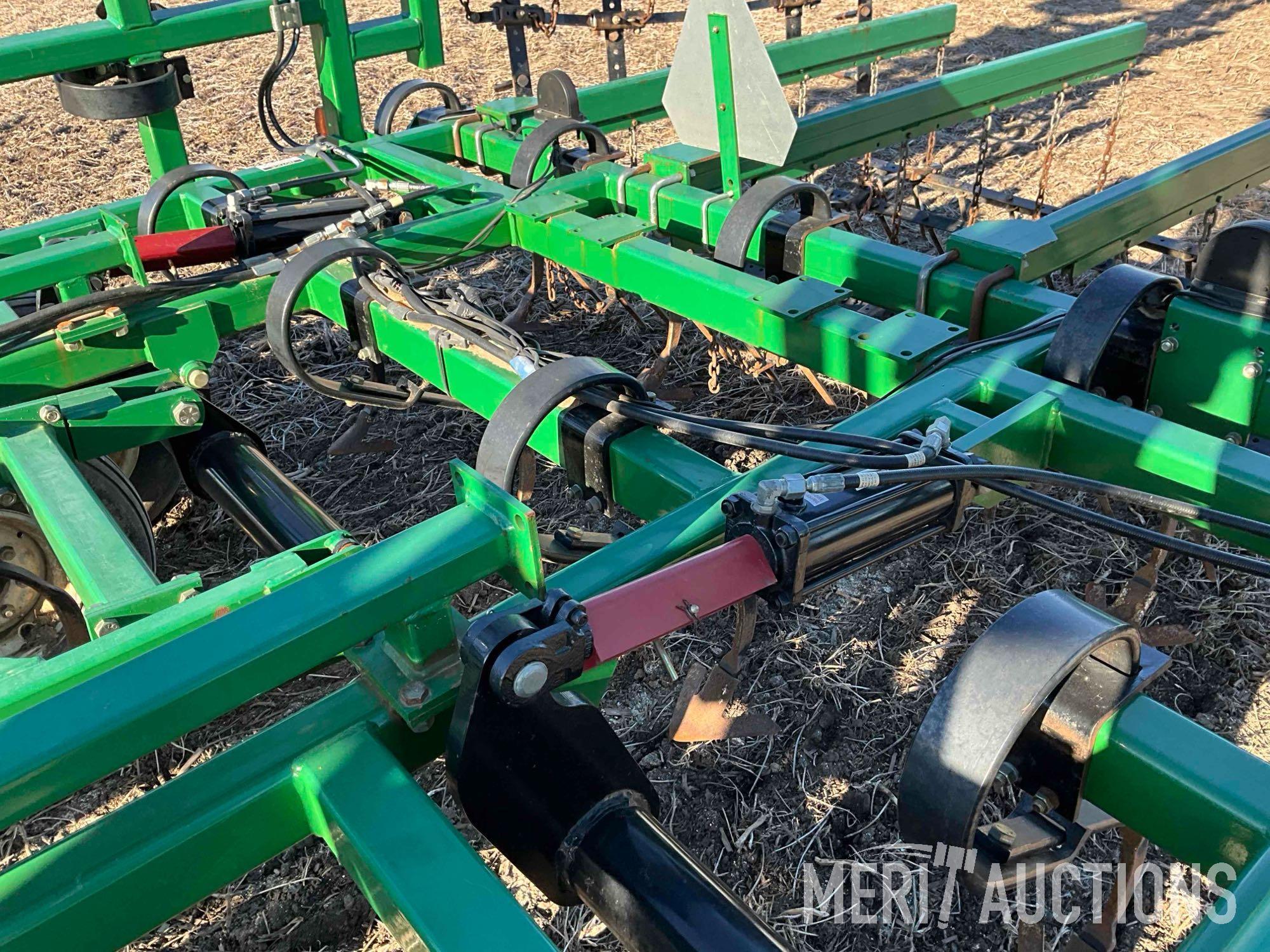 Great Plains Discovator Series VII 30ft. soil finisher