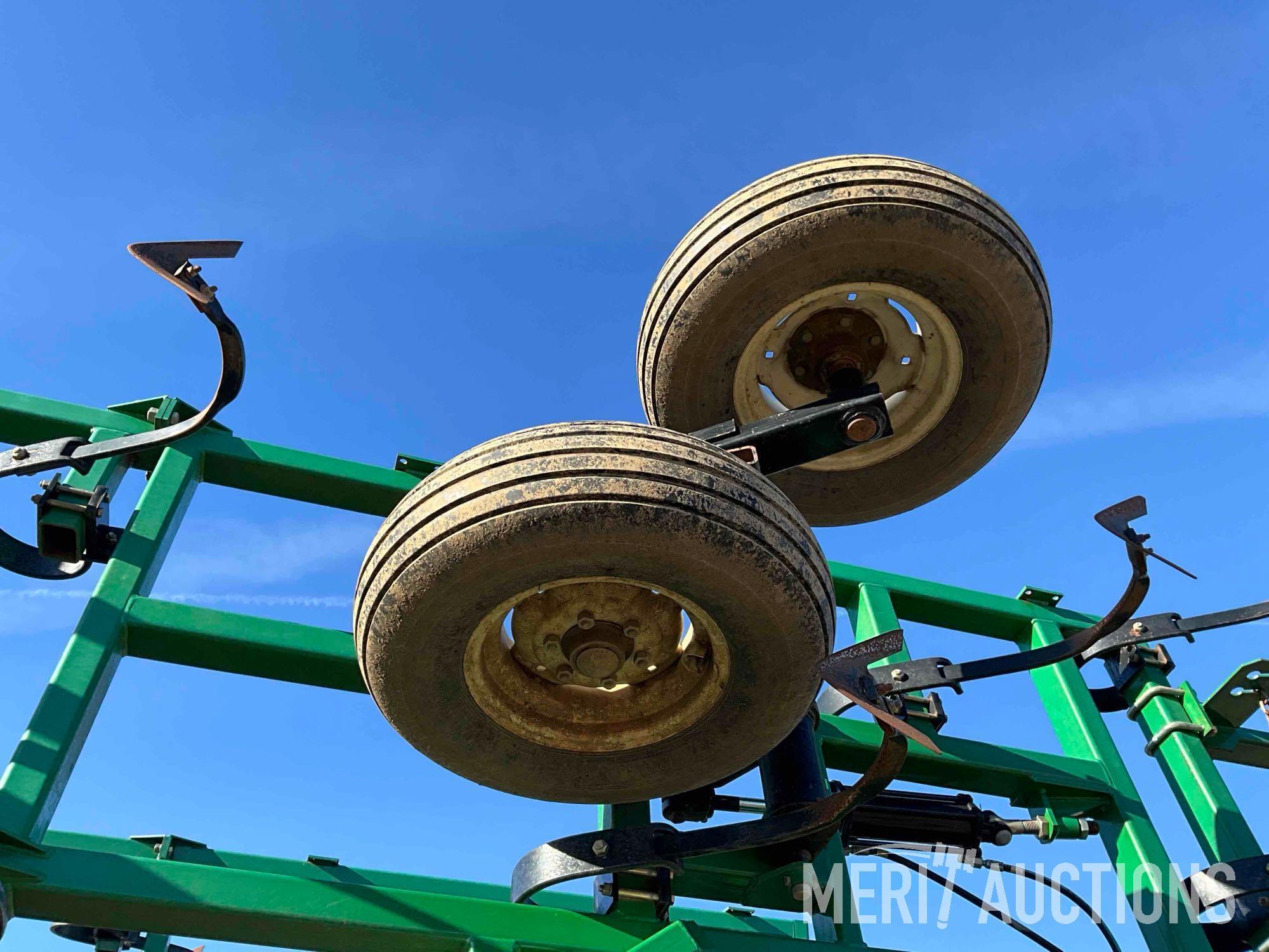 Great Plains Discovator Series VII 30ft. soil finisher