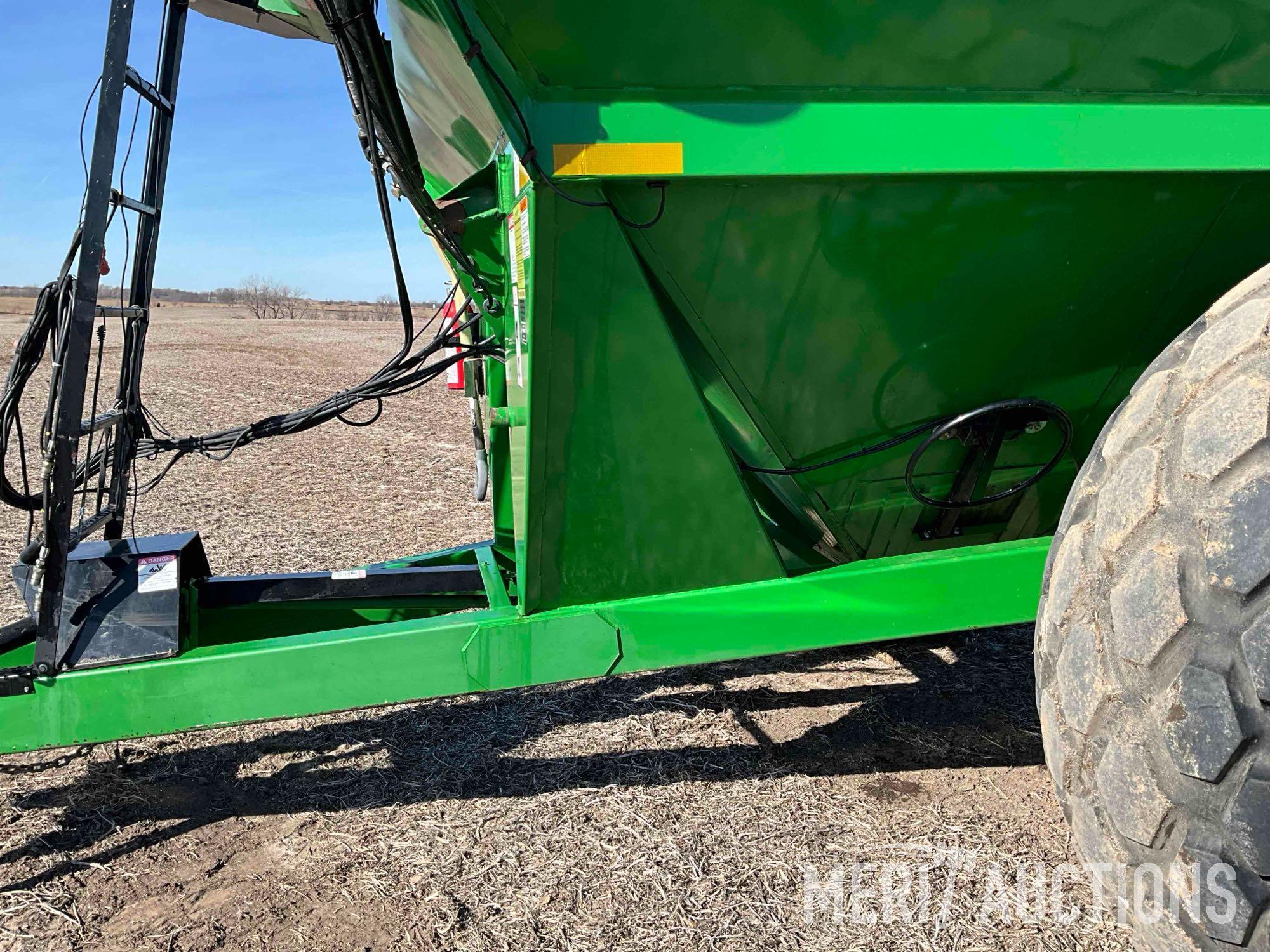 J&M 525-14 grain cart