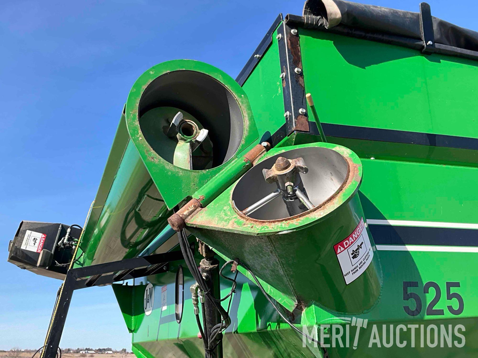 J&M 525-14 grain cart