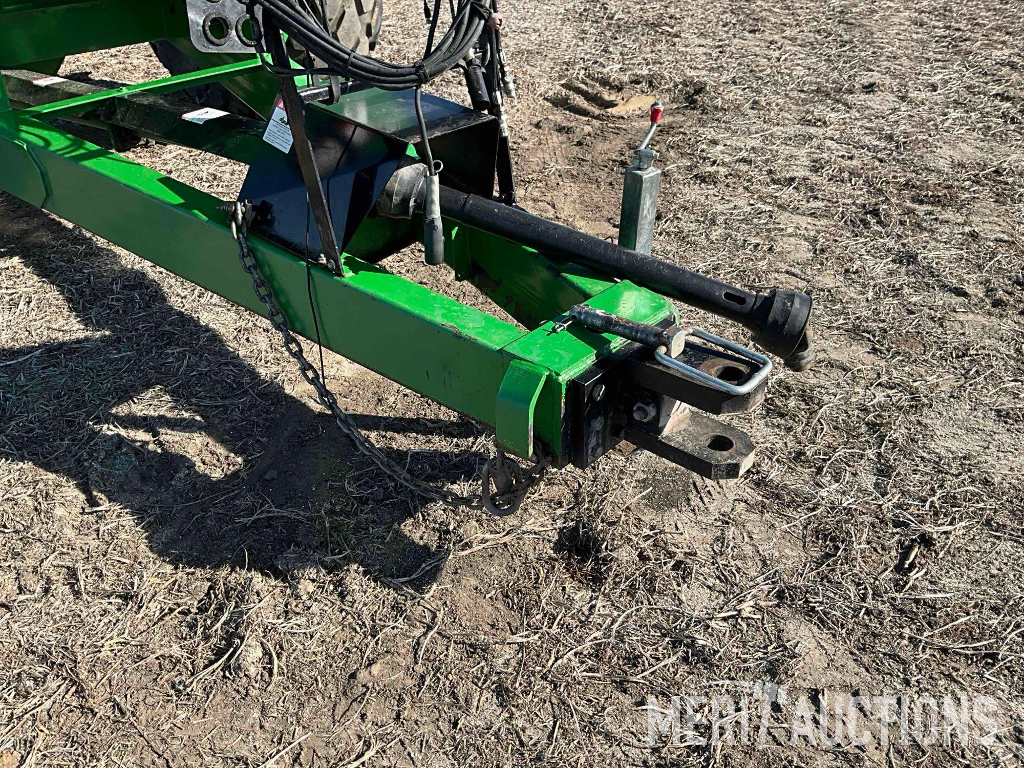 J&M 525-14 grain cart