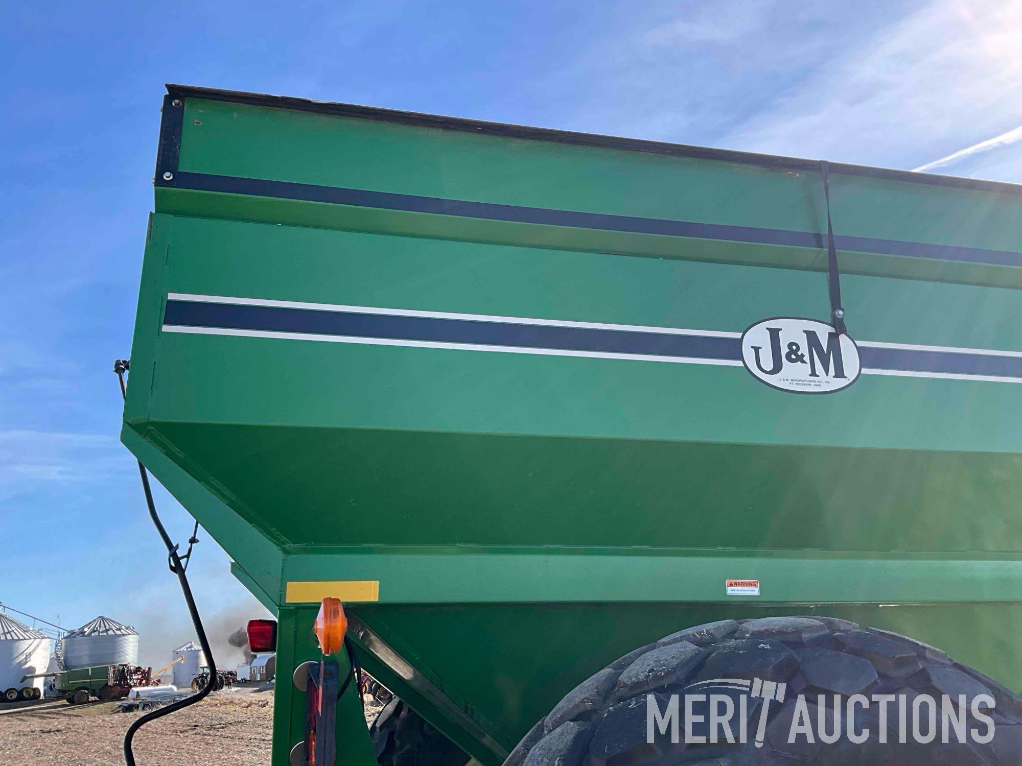J&M 525-14 grain cart