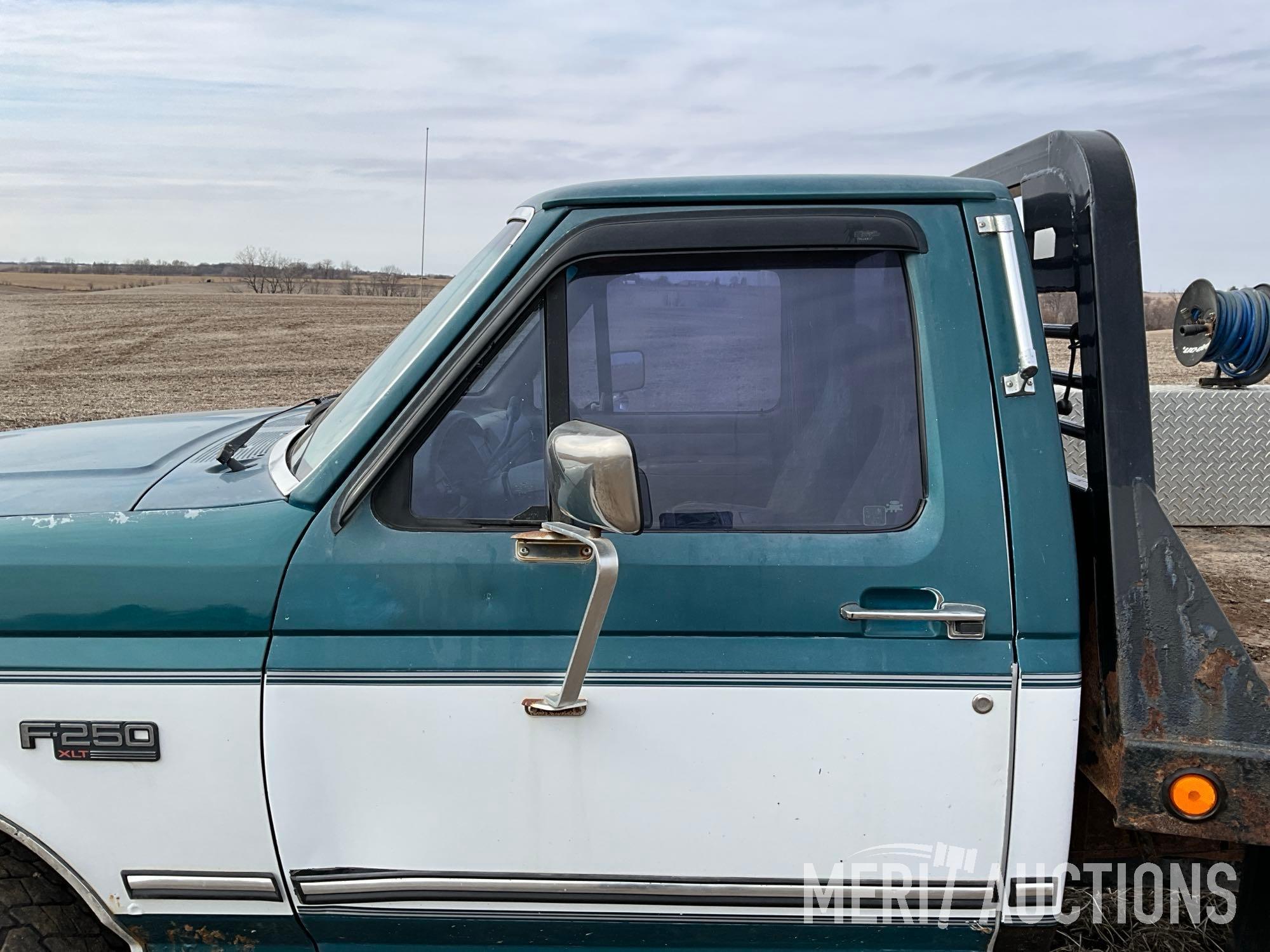 1996 Ford F-250 XLT 4X4 regular cab pickup
