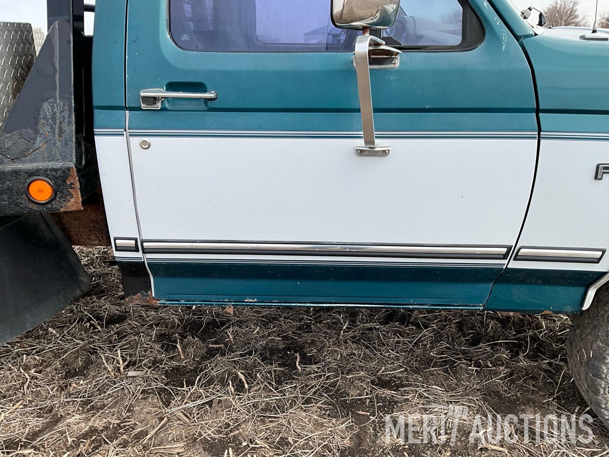 1996 Ford F-250 XLT 4X4 regular cab pickup